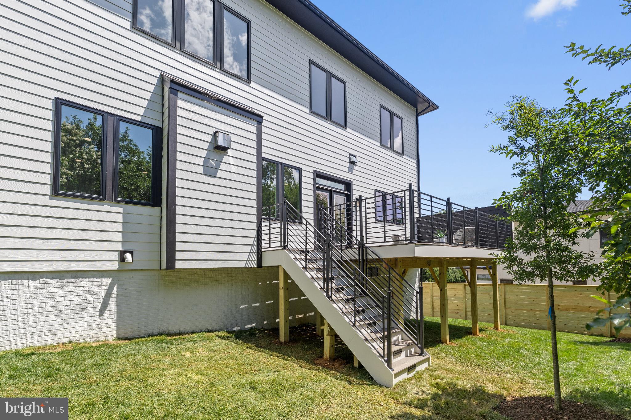 CHESTERBROOK GARDENS - Residential