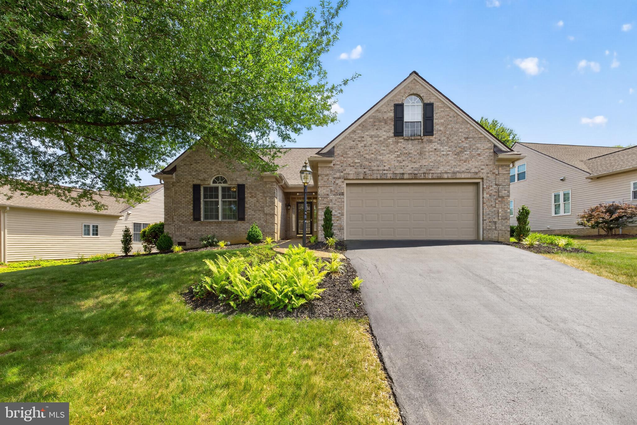 764 GOVERNORS WAY