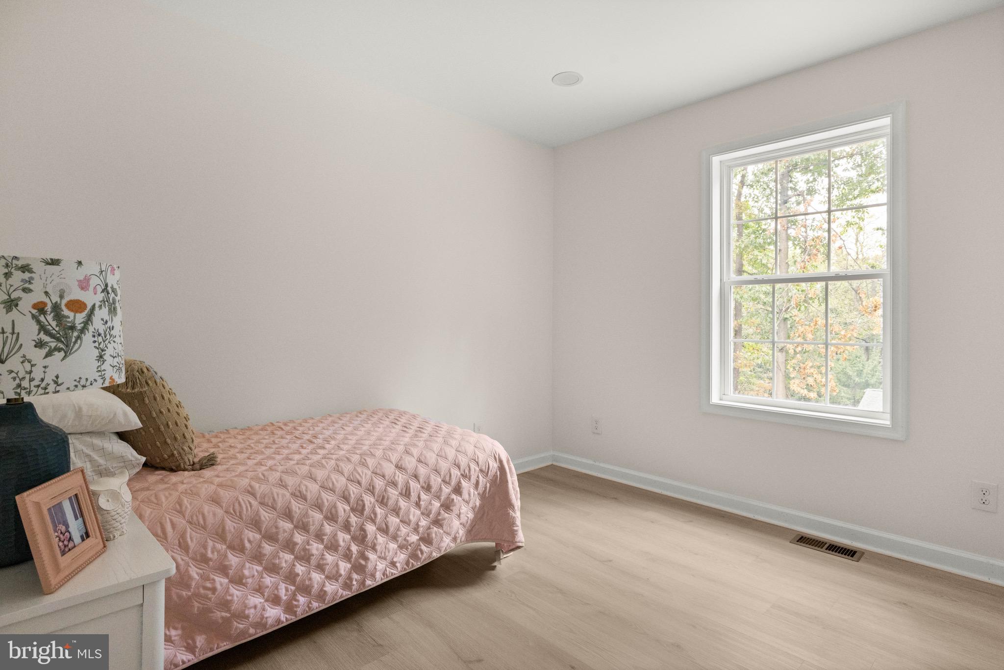 SHANNONDALE - Residential