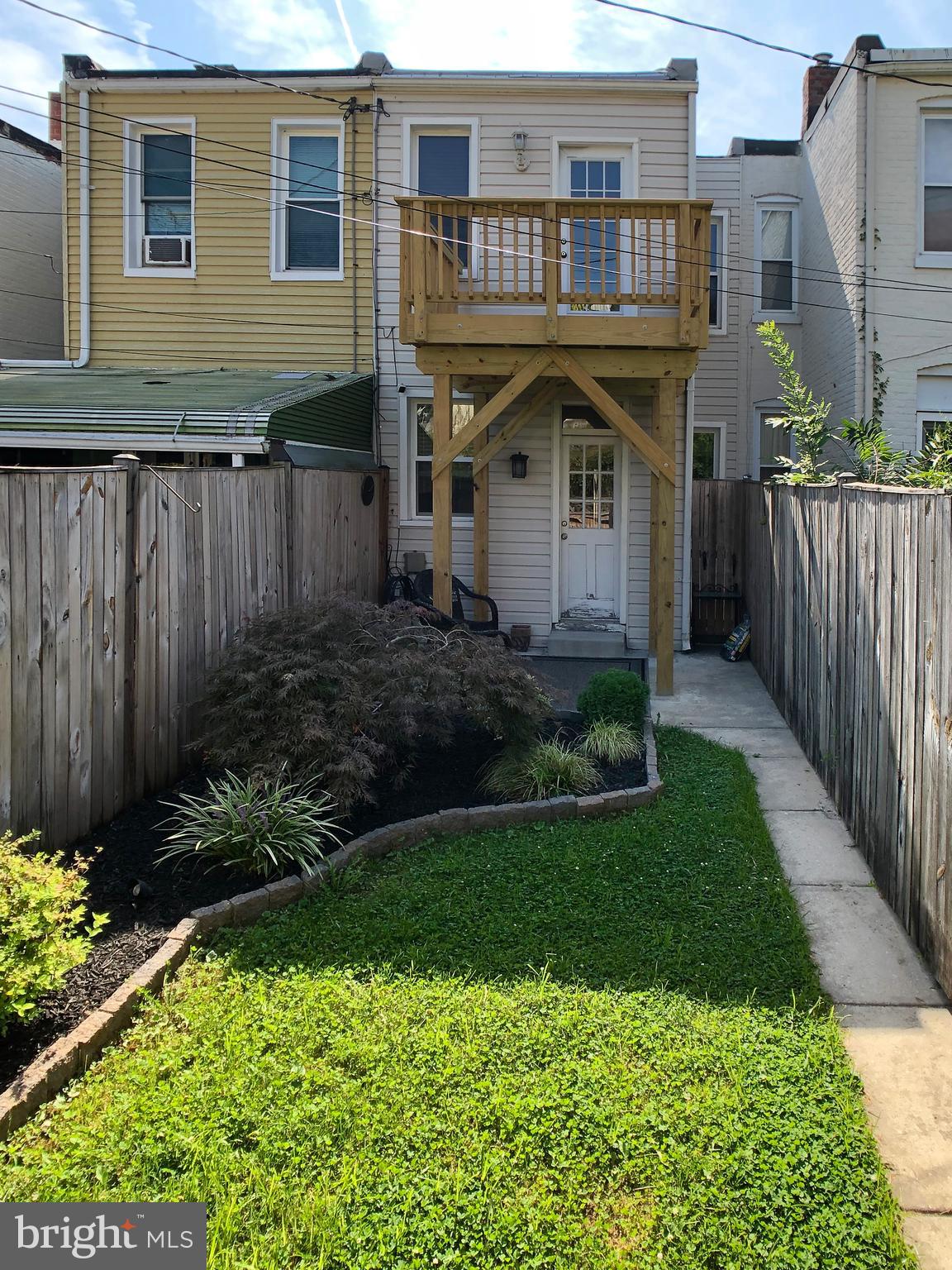 HAMPDEN HISTORIC DISTRICT - Residential