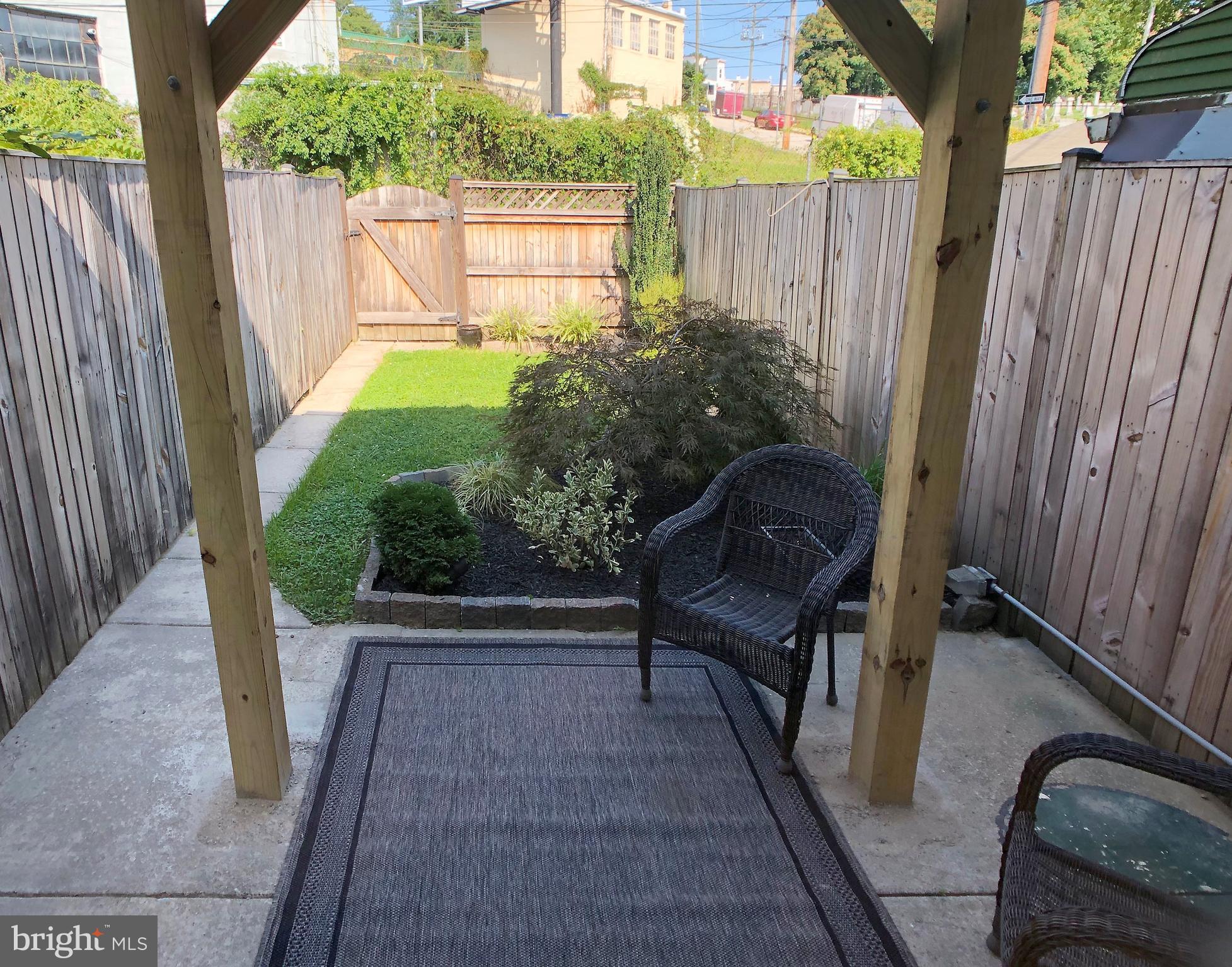 HAMPDEN HISTORIC DISTRICT - Residential