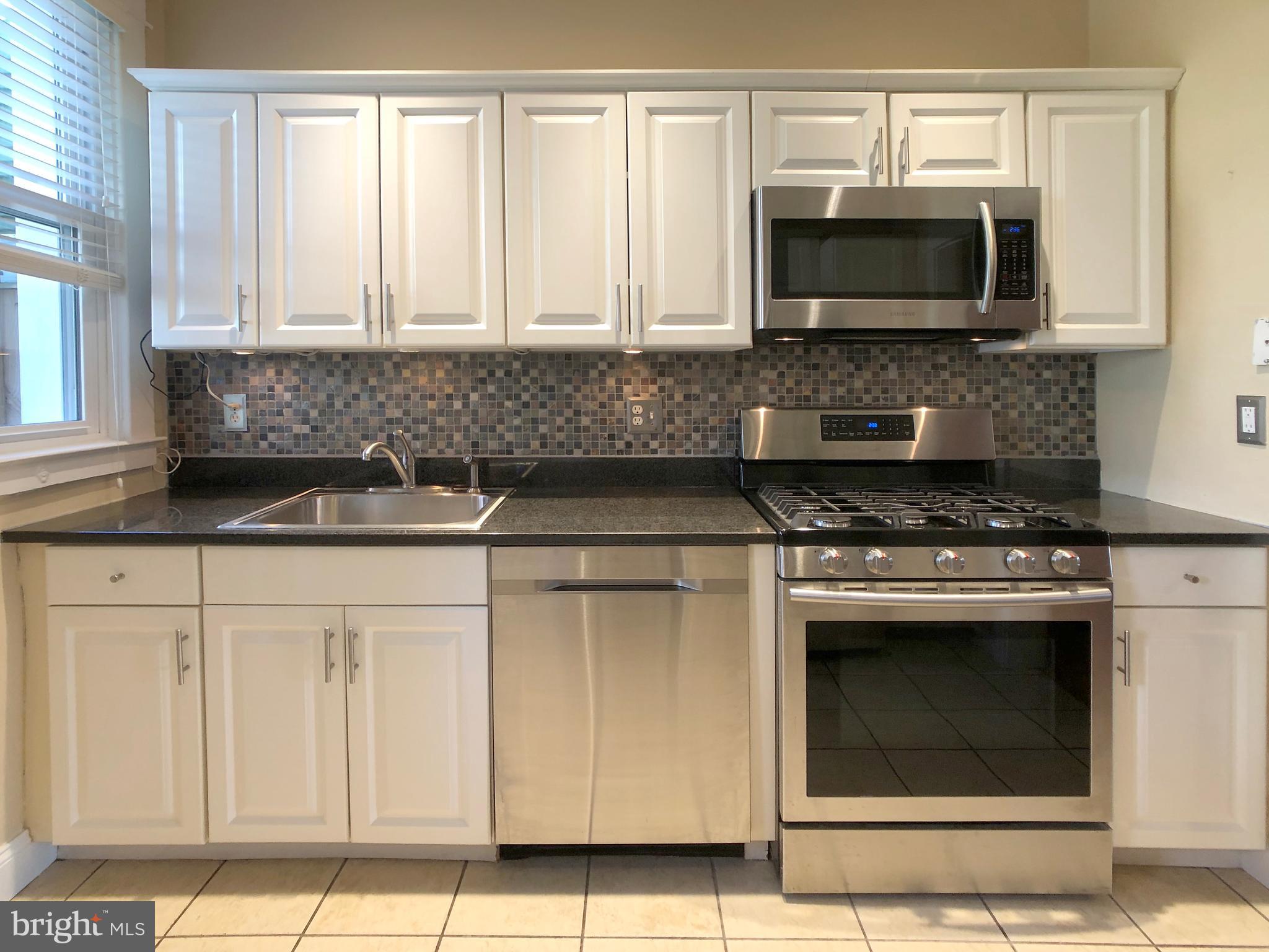 HAMPDEN HISTORIC DISTRICT - Residential