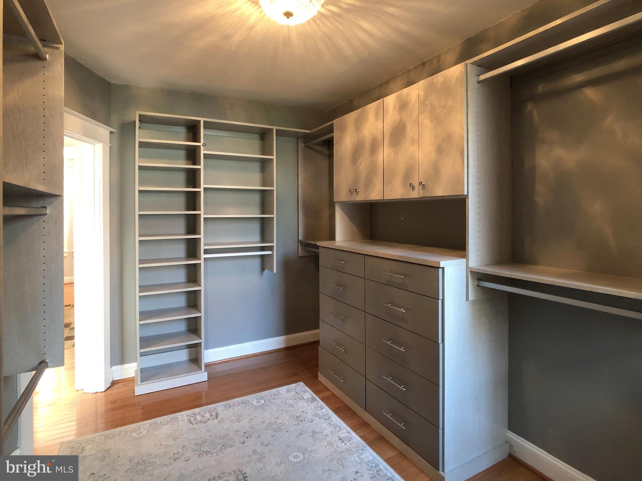 HAMPDEN HISTORIC DISTRICT - Residential