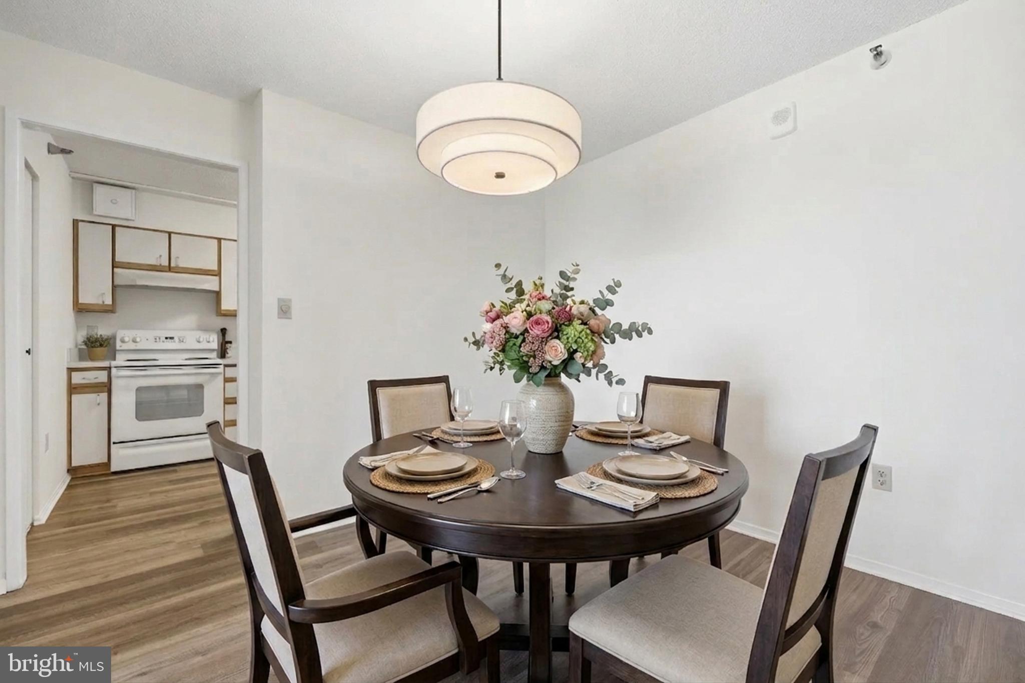 LEISURE WORLD - Residential