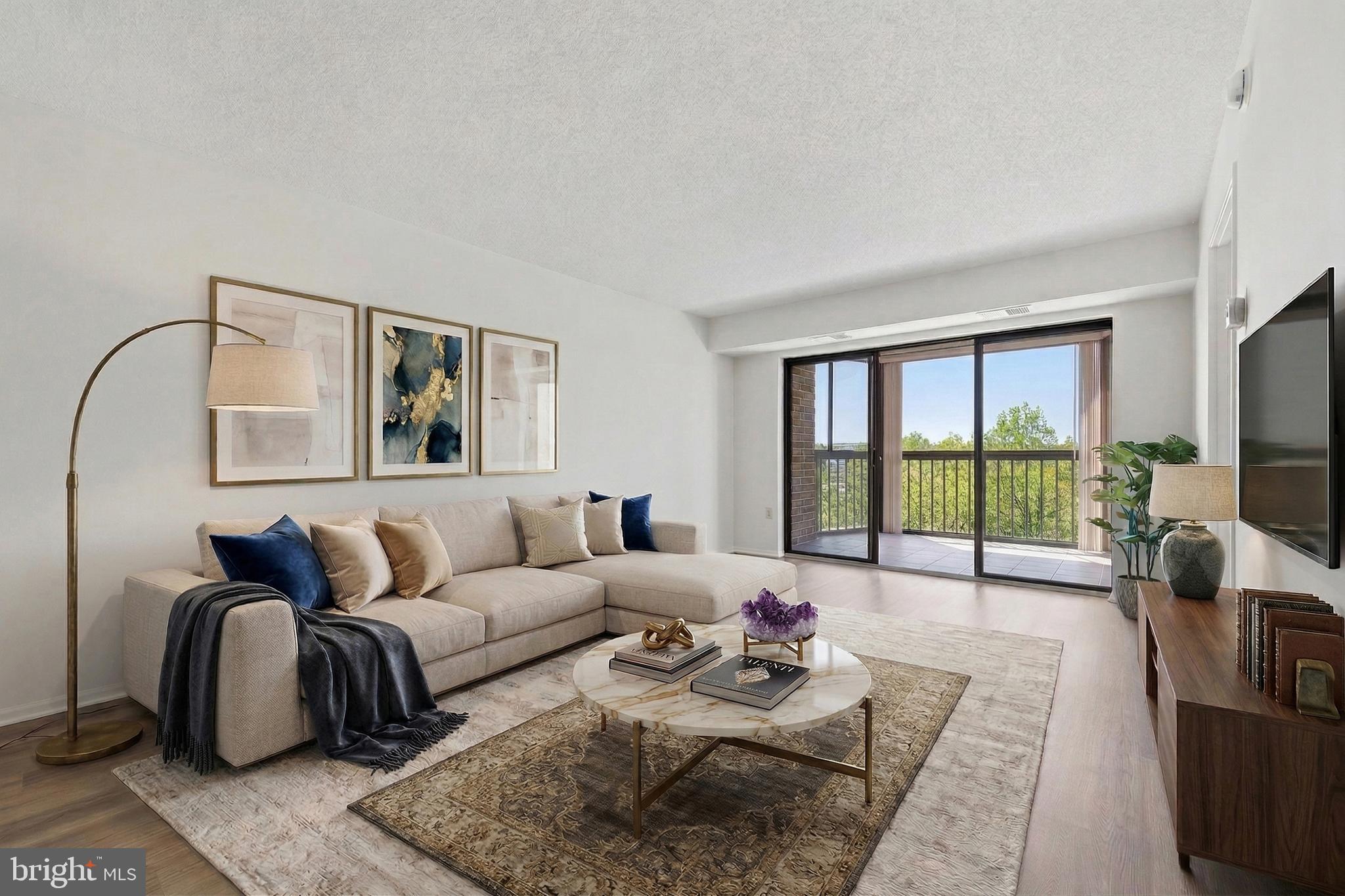 LEISURE WORLD - Residential