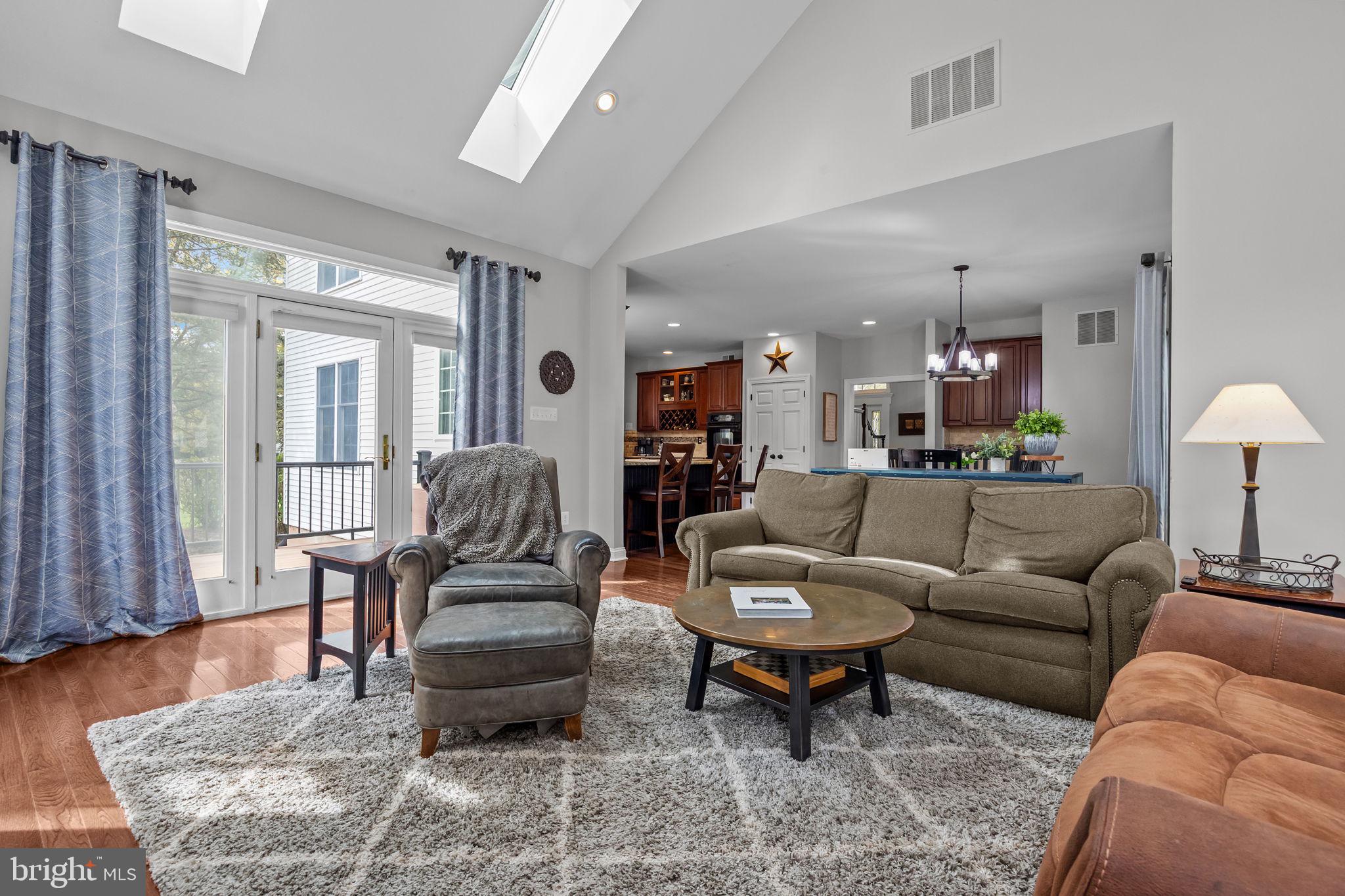 OAKLEIGH FARM - Residential