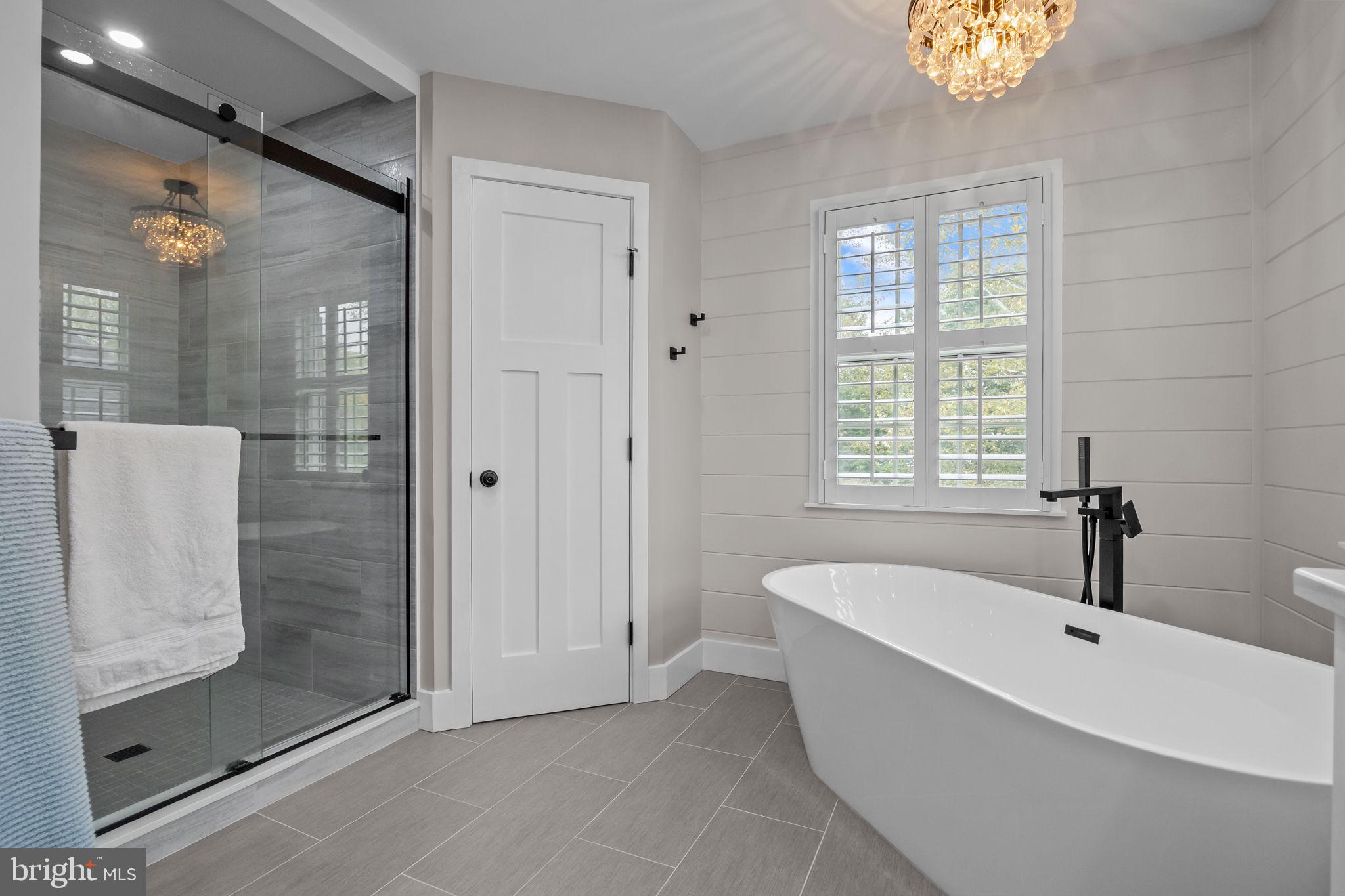 OAKLEIGH FARM - Residential