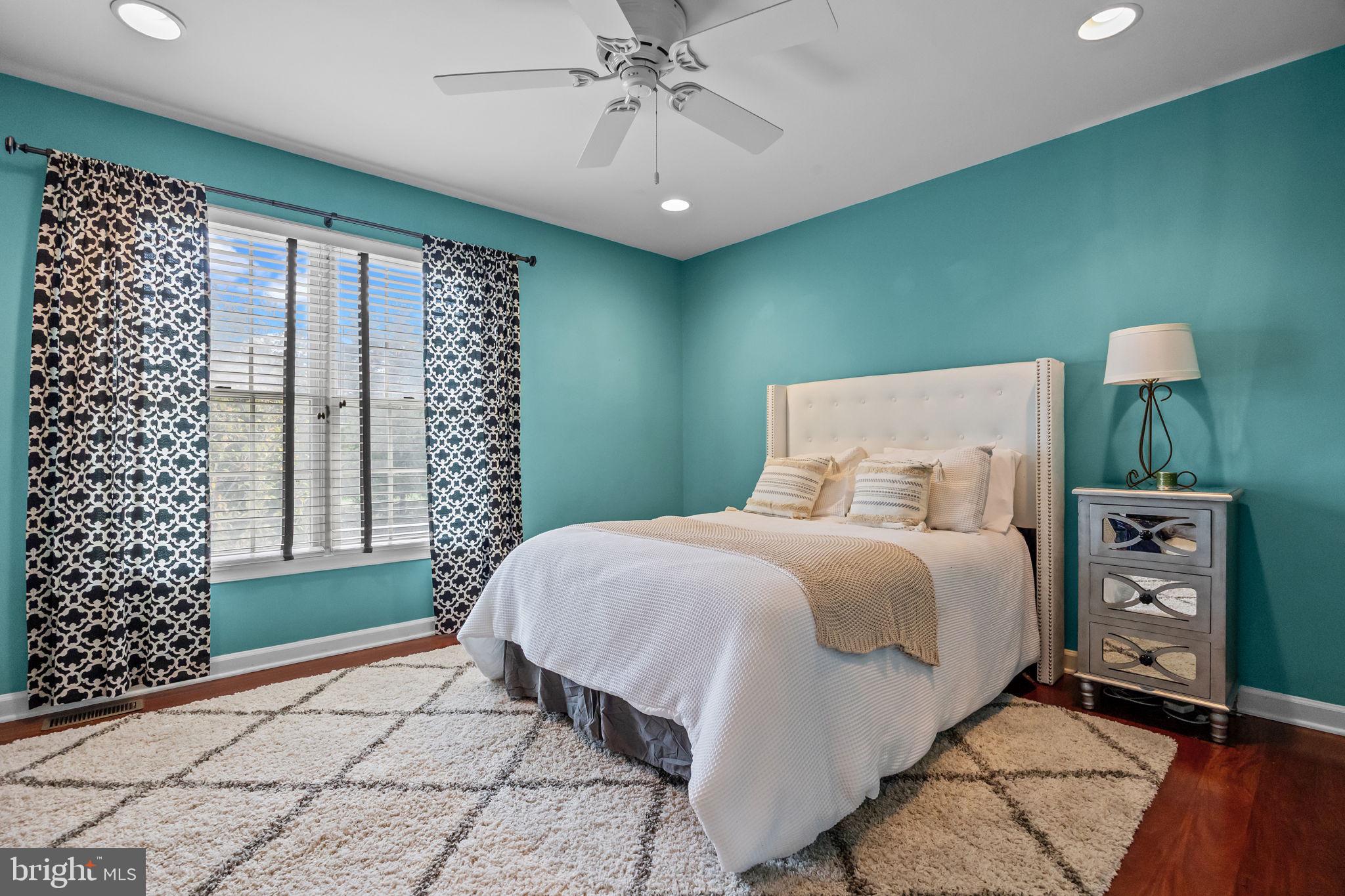 OAKLEIGH FARM - Residential