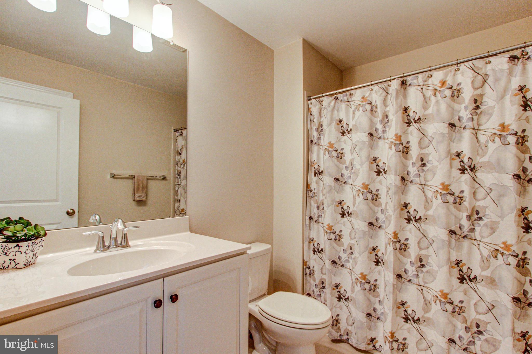 COLEBROOK - Residential