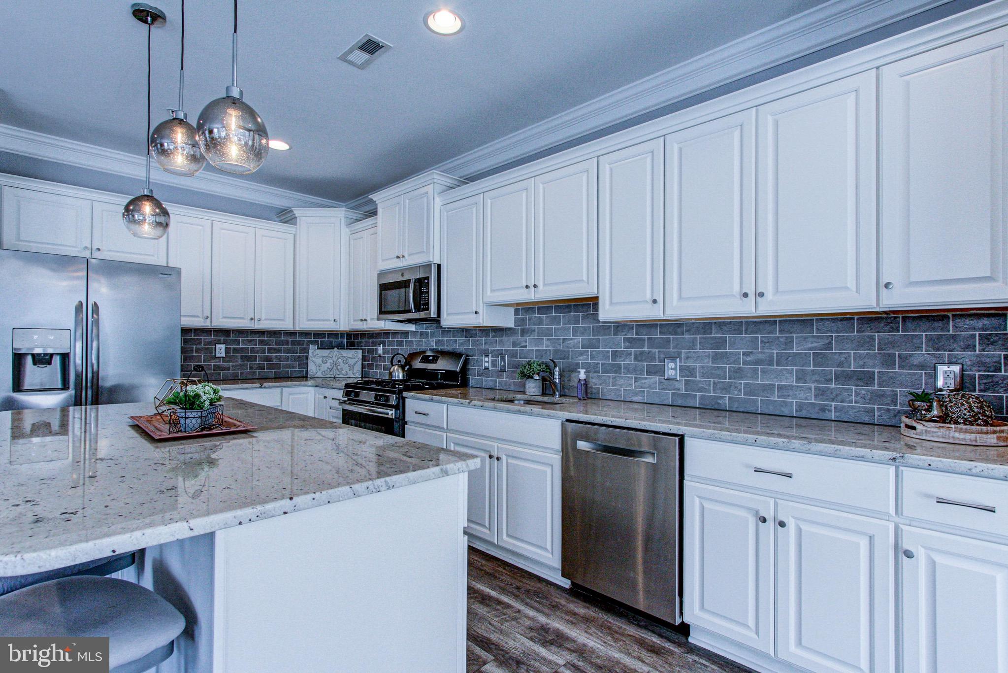 COLEBROOK - Residential