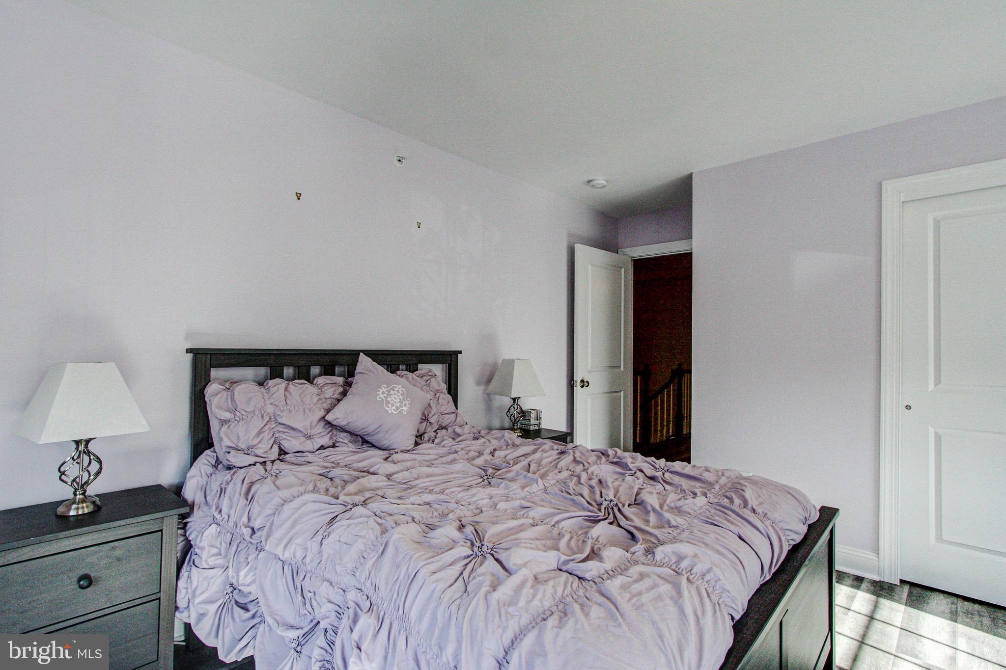 COLEBROOK - Residential