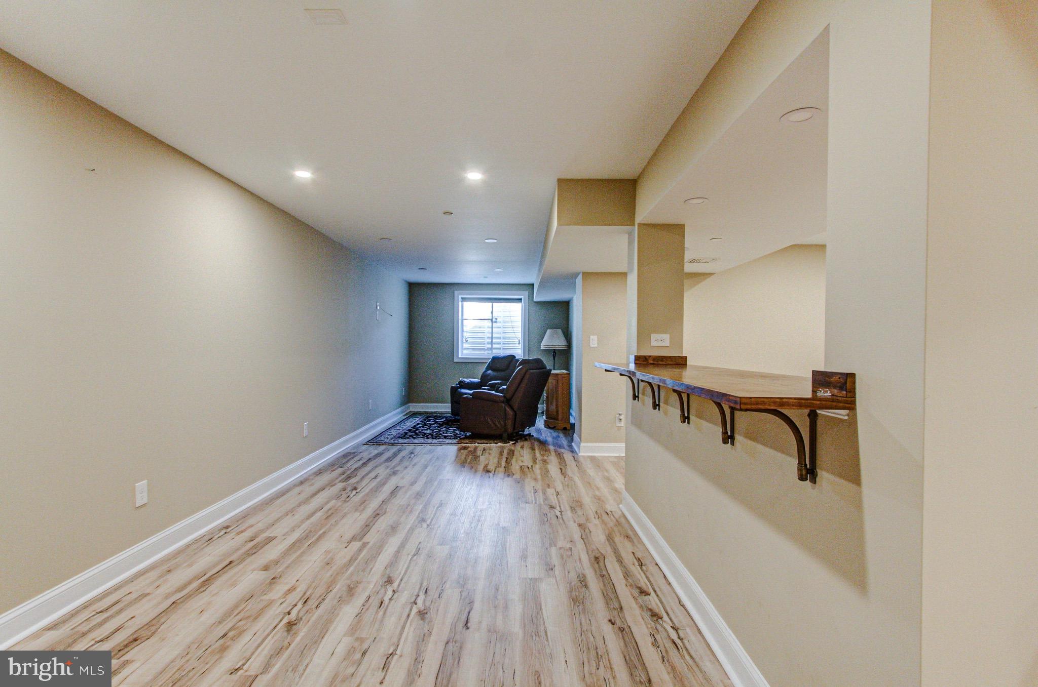 COLEBROOK - Residential