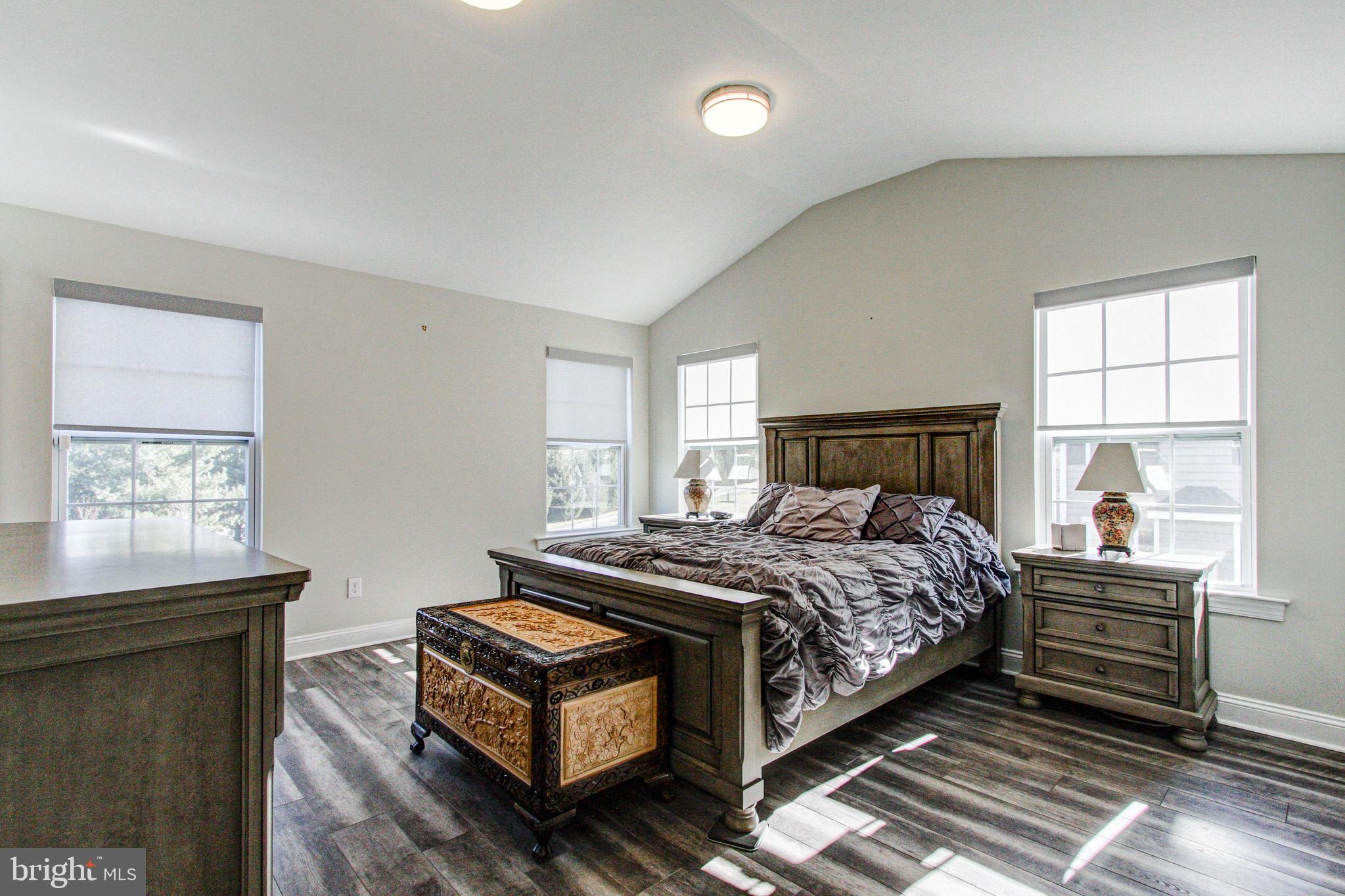 COLEBROOK - Residential