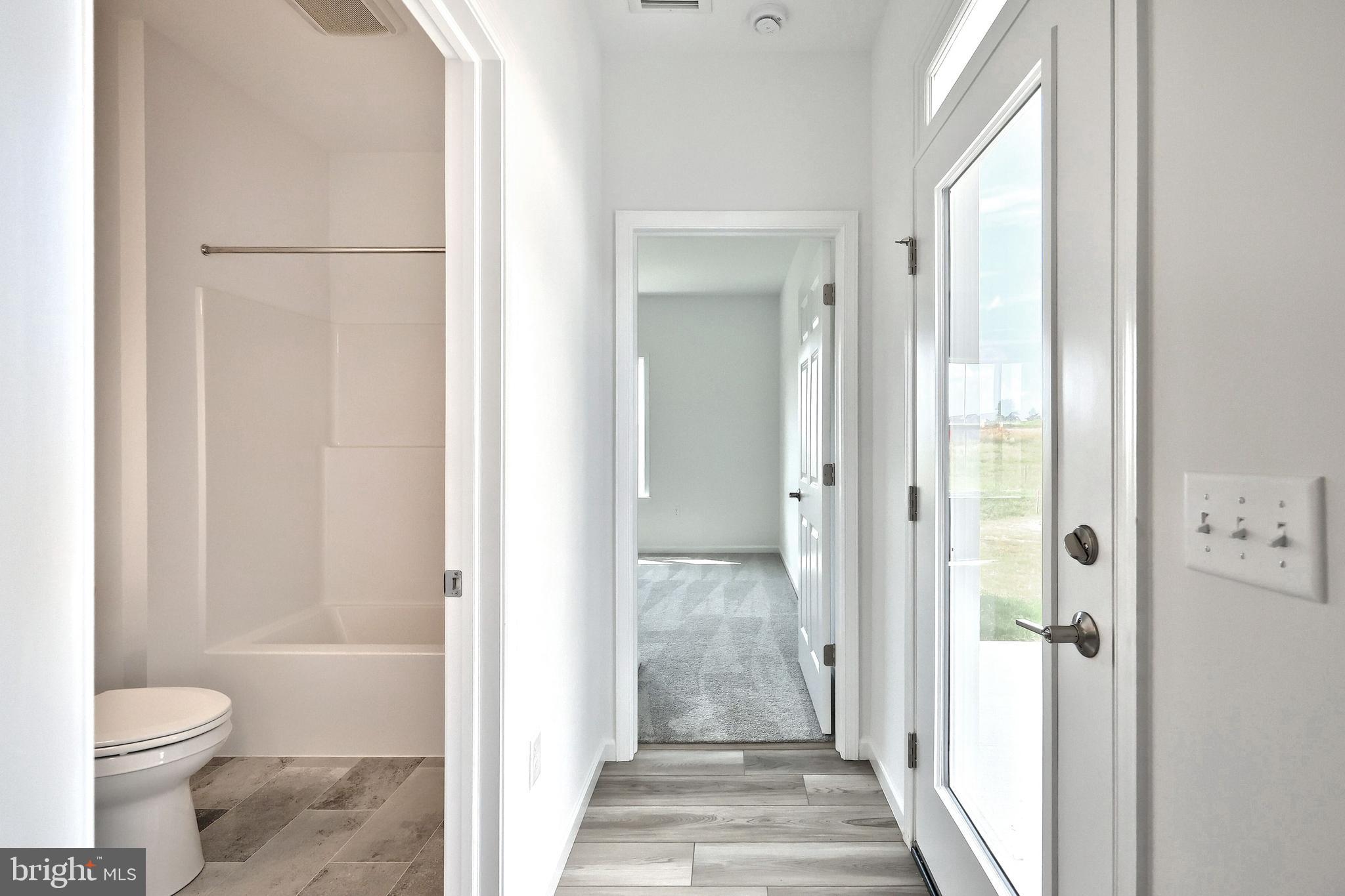 WINDING CREEK - Residential