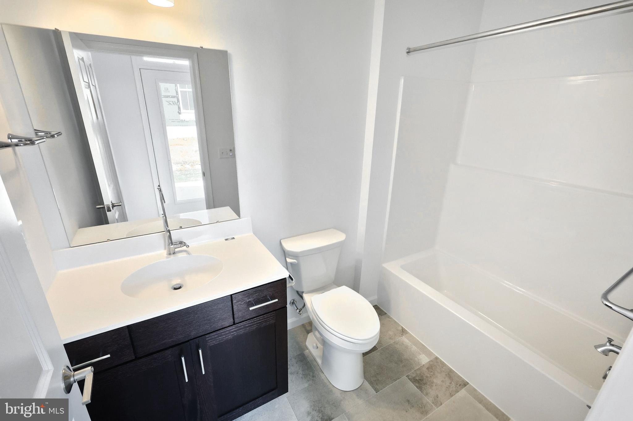 WINDING CREEK - Residential