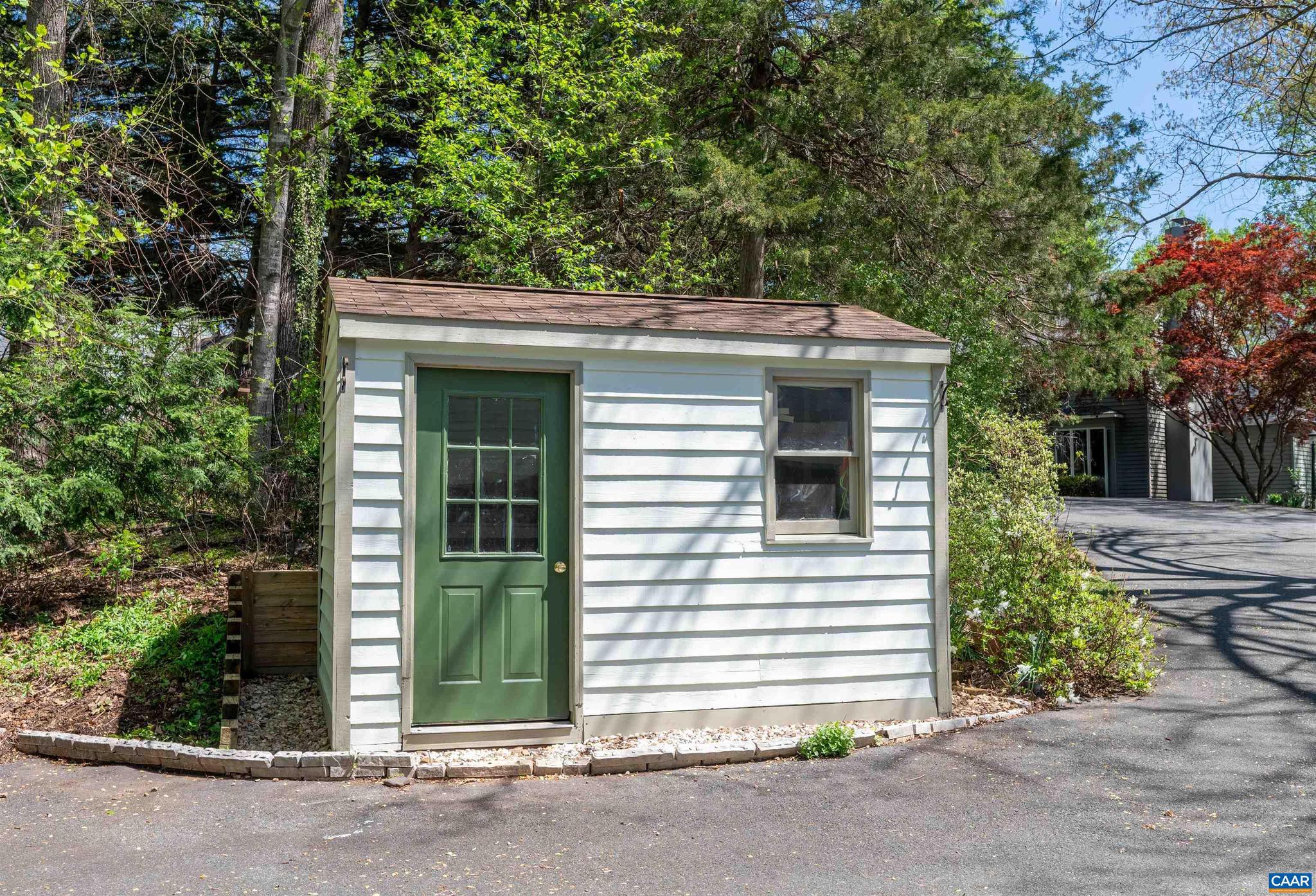 PEACOCK HILL - Residential