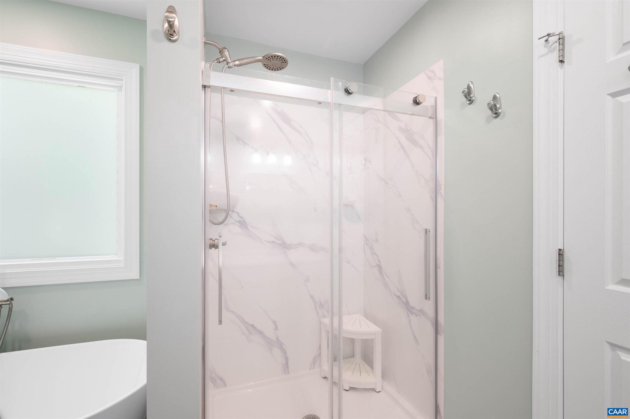 PEACOCK HILL - Residential