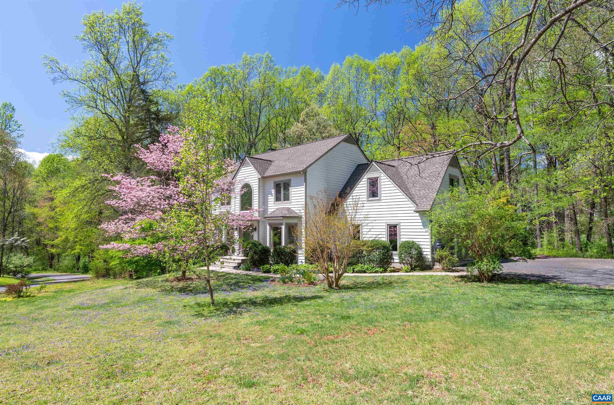 PEACOCK HILL - Residential