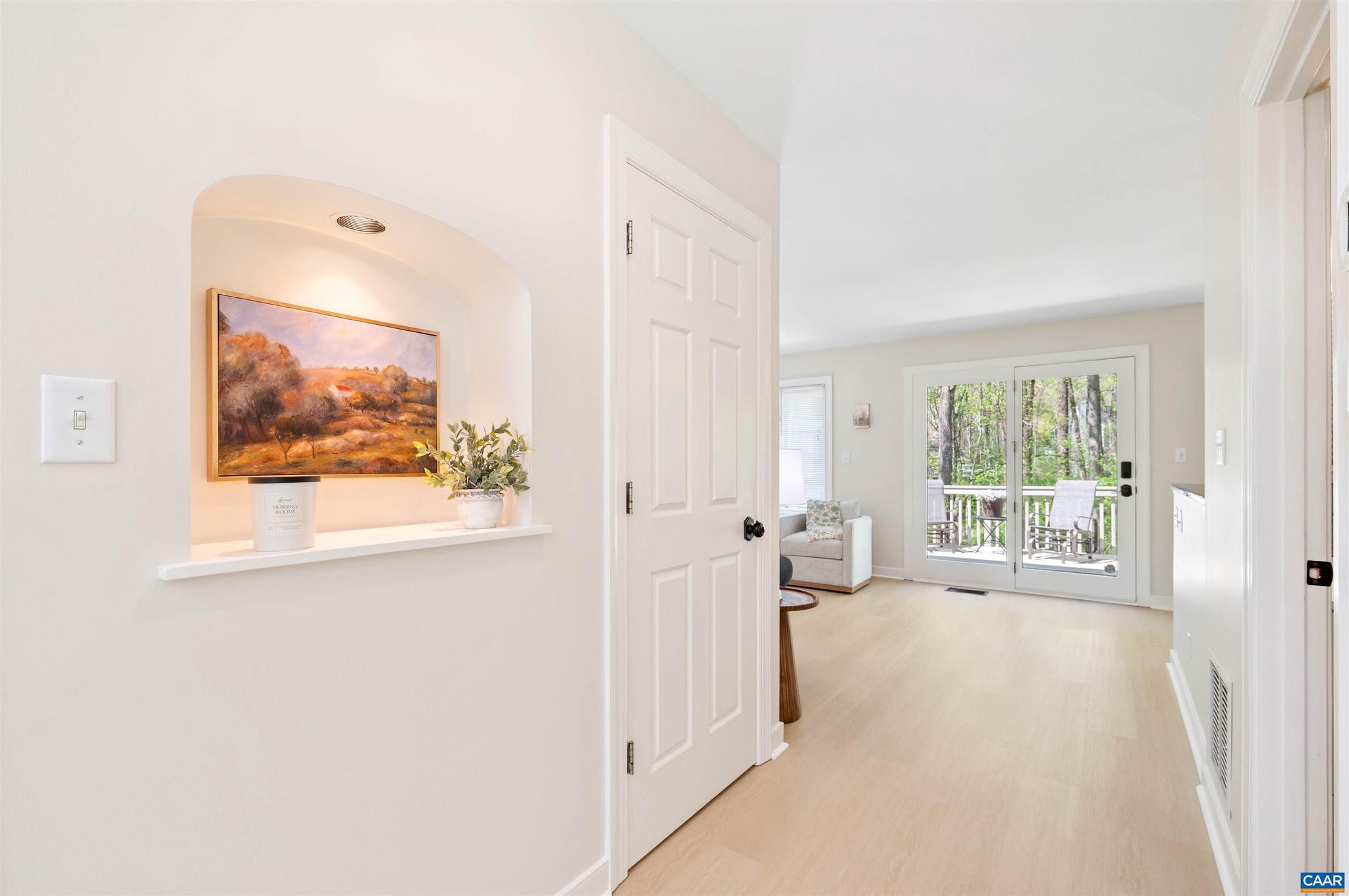 PEACOCK HILL - Residential