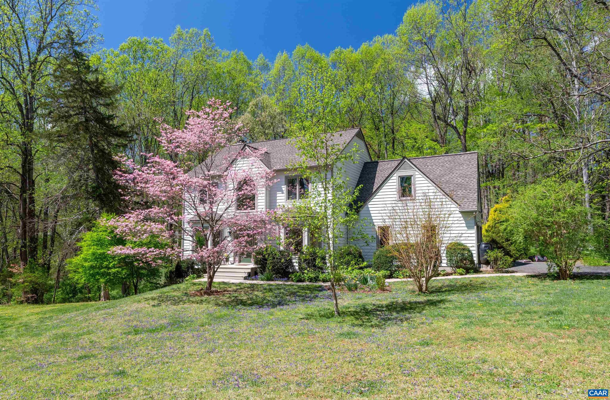 PEACOCK HILL - Residential