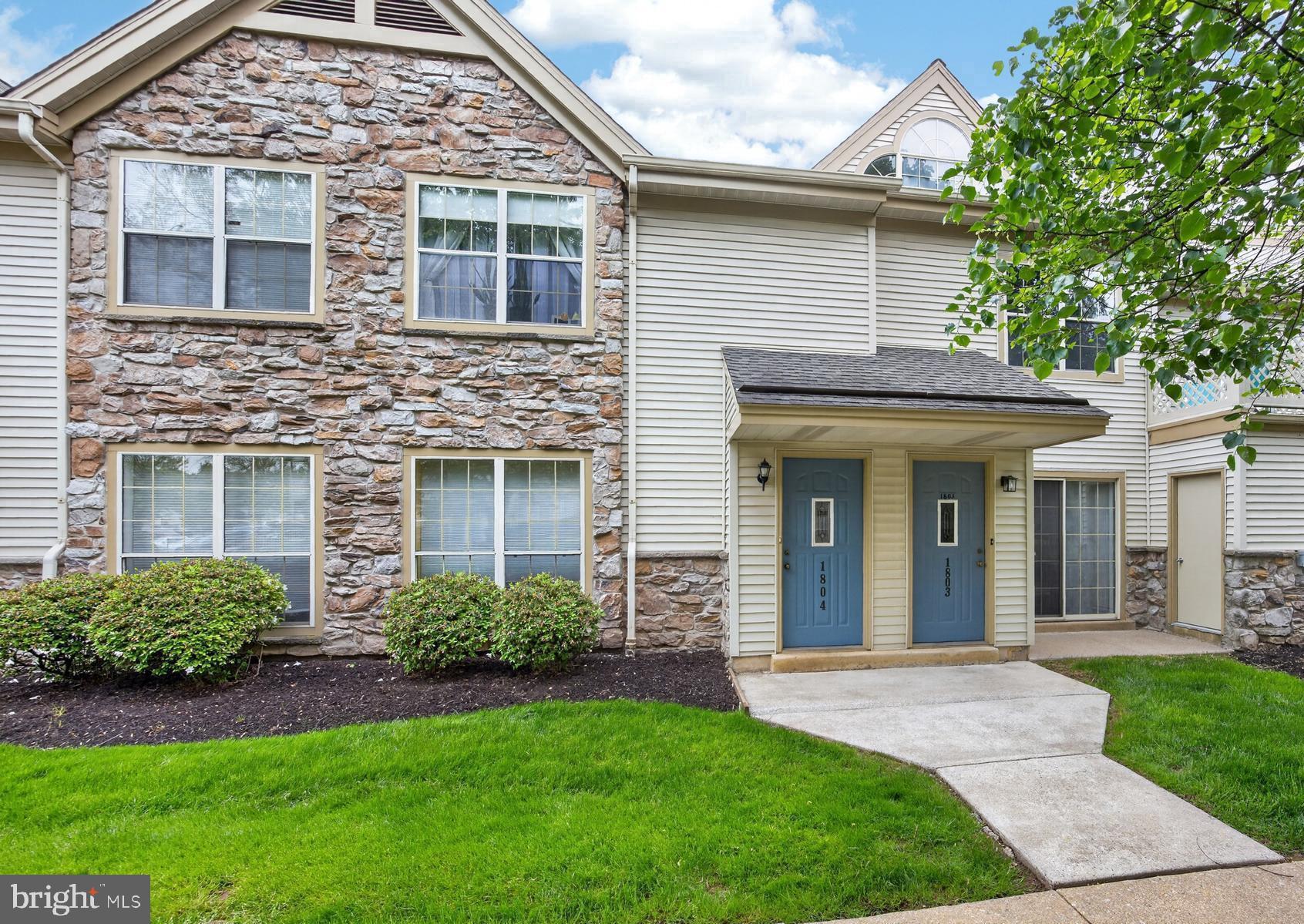 MONTGOMERY BROOKE - Residential