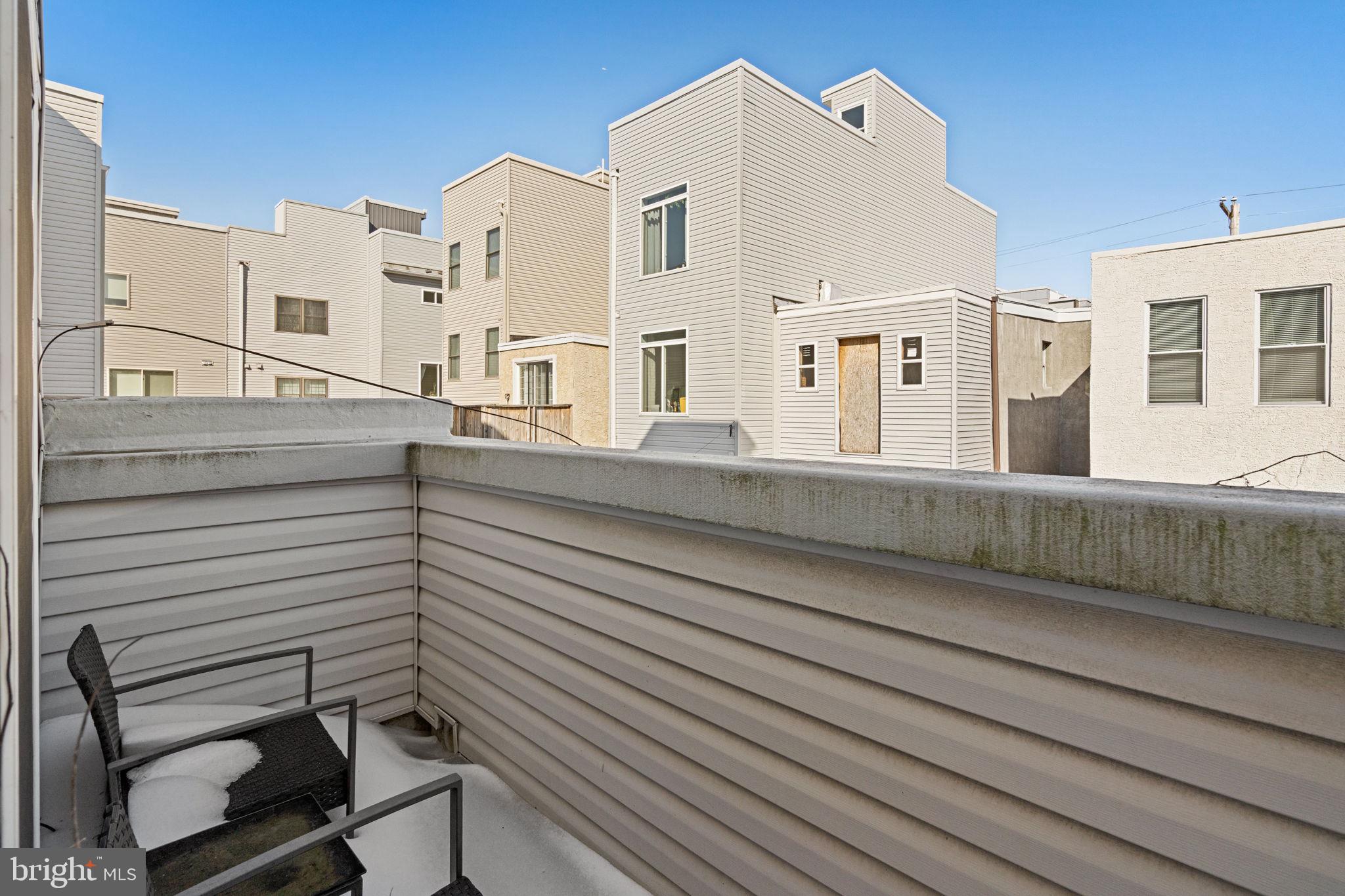 POINT BREEZE - Residential