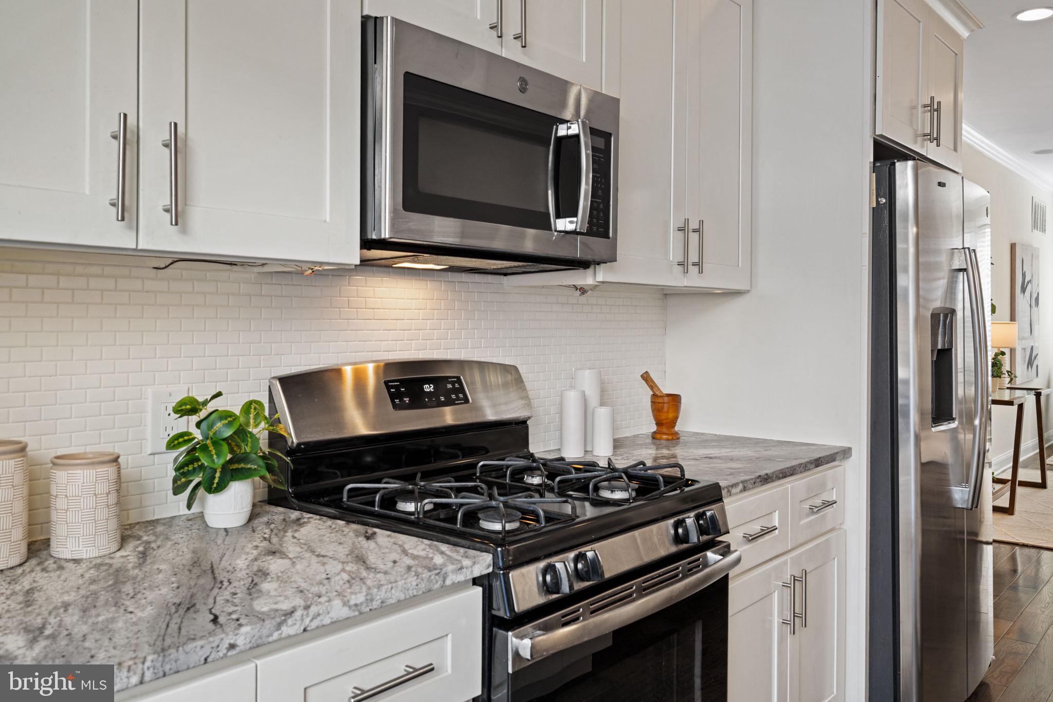 POINT BREEZE - Residential