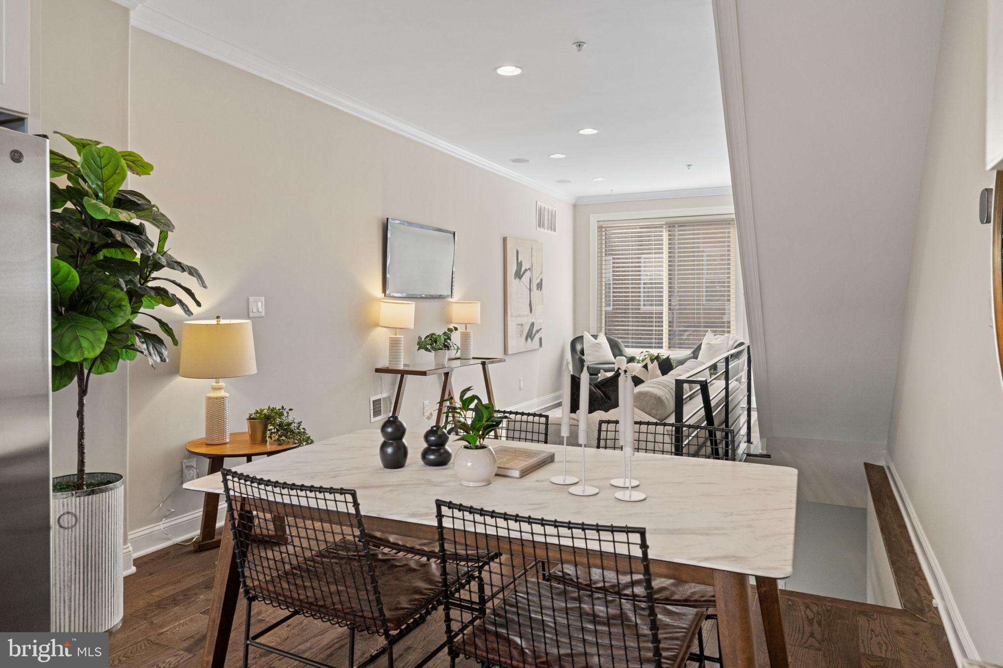 POINT BREEZE - Residential