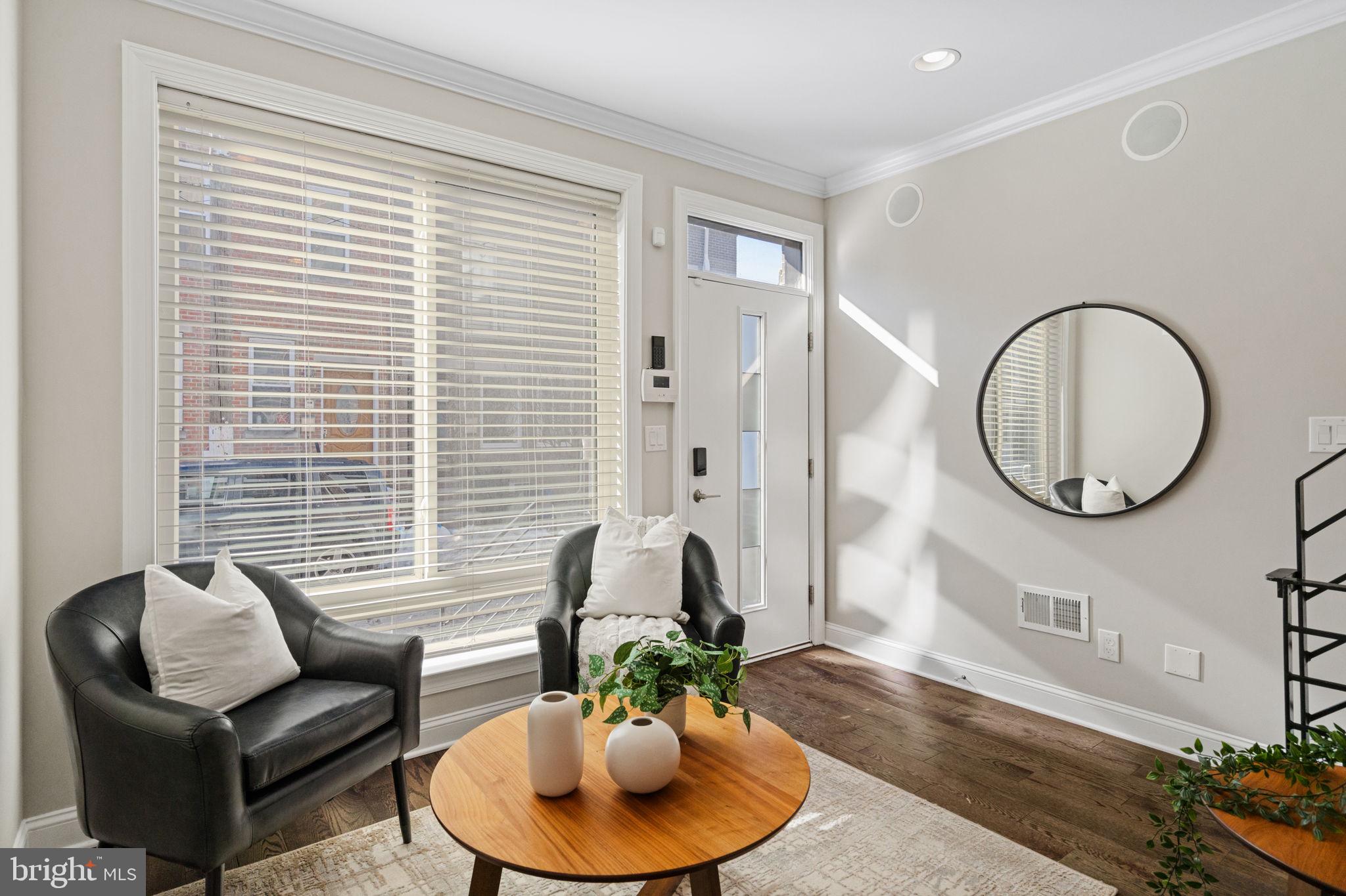 POINT BREEZE - Residential