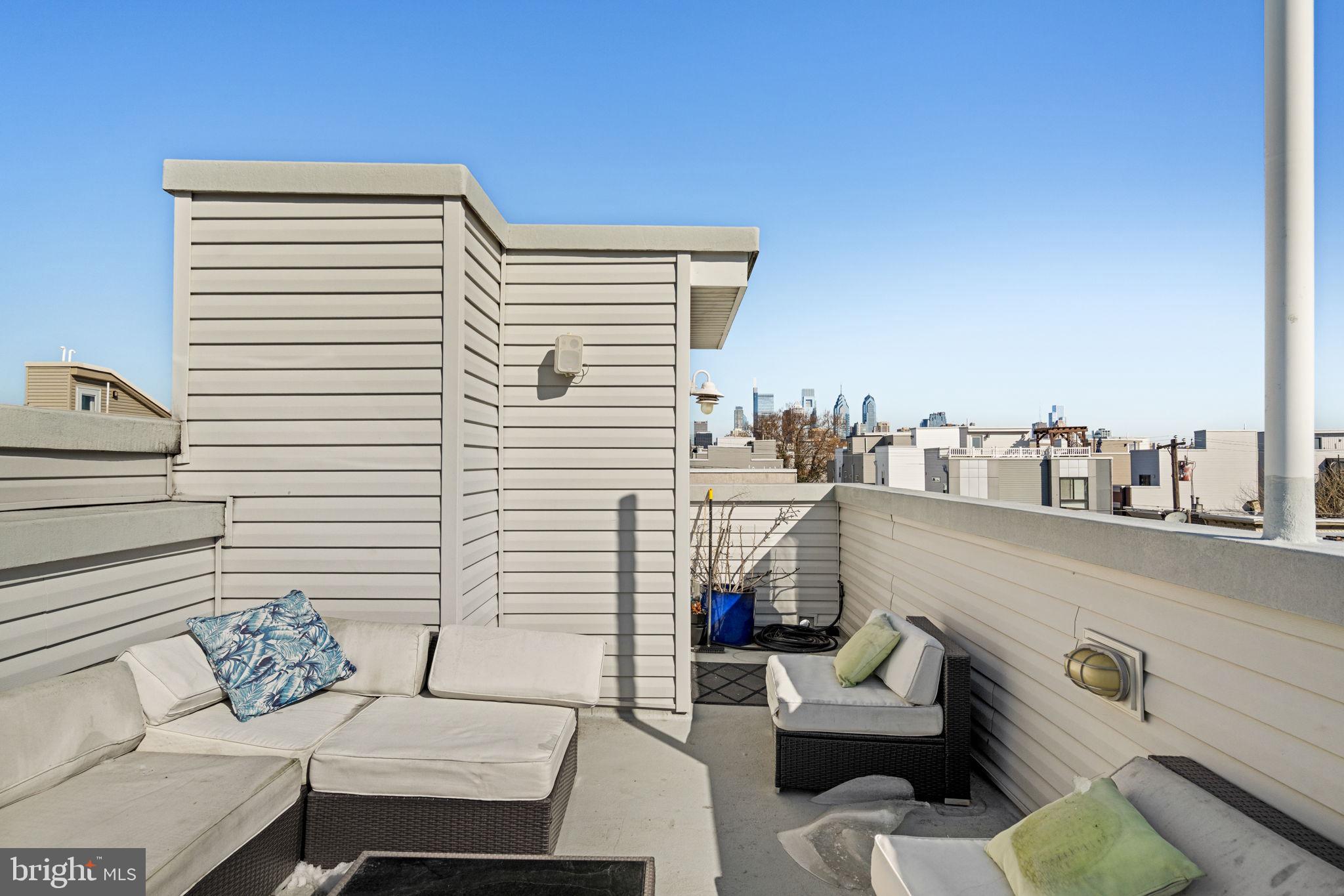 POINT BREEZE - Residential