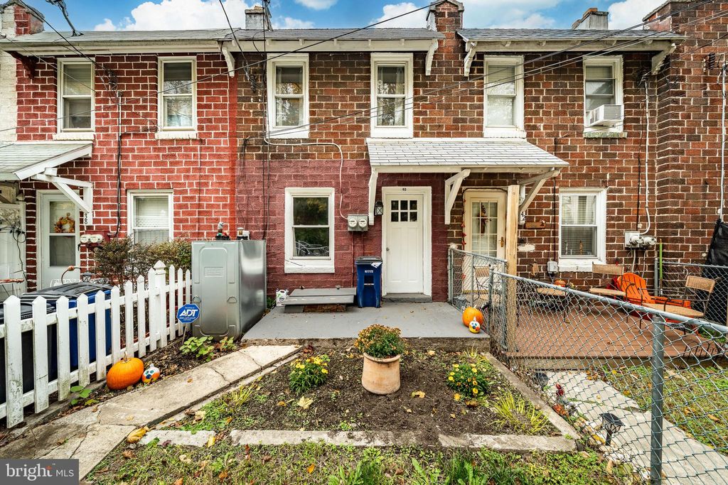 Photo of 40 Beech Street, COATESVILLE, PA 19320 (MLS # PACT2112780)