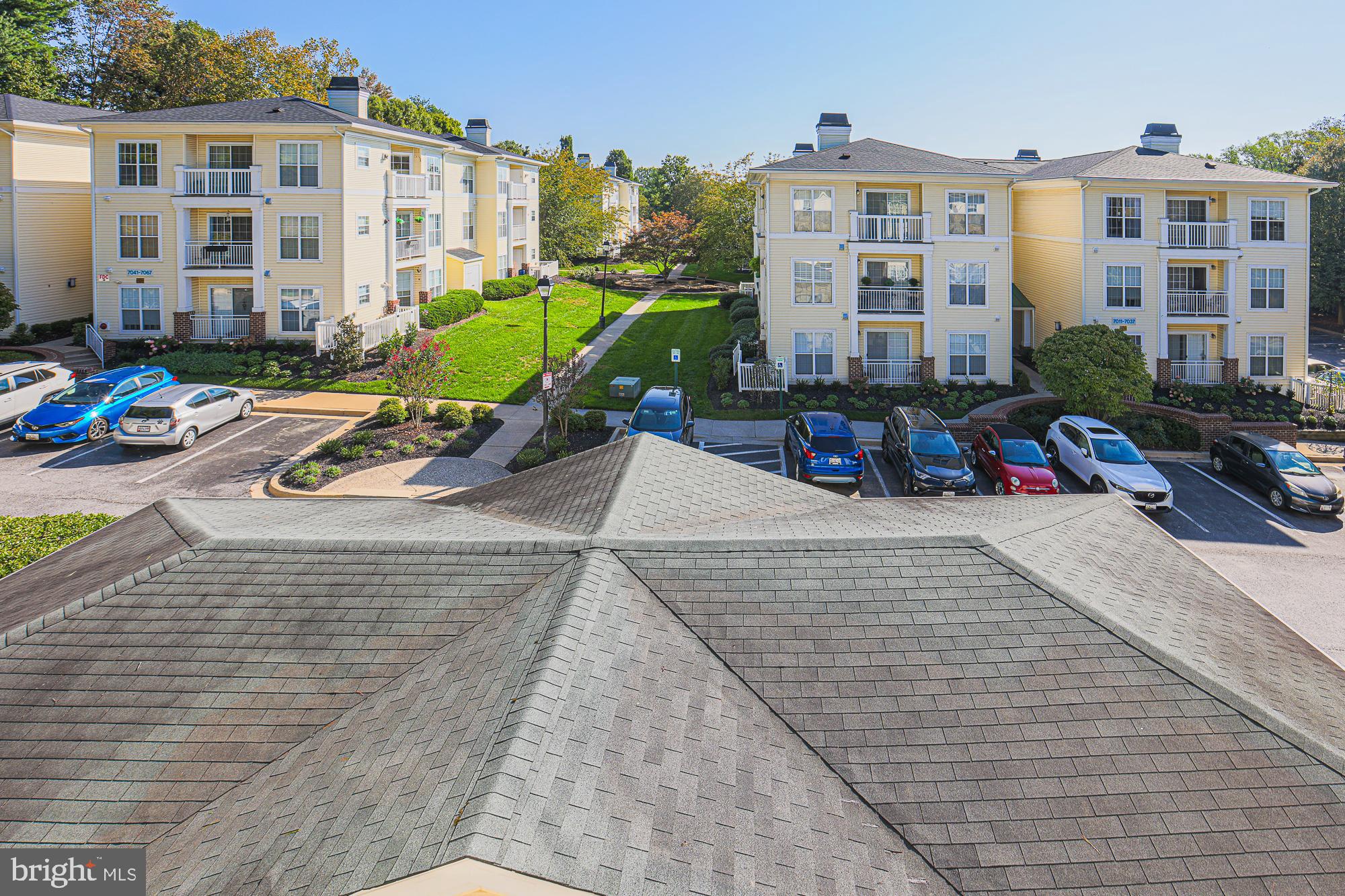 BROOKSTONE - Residential Lease