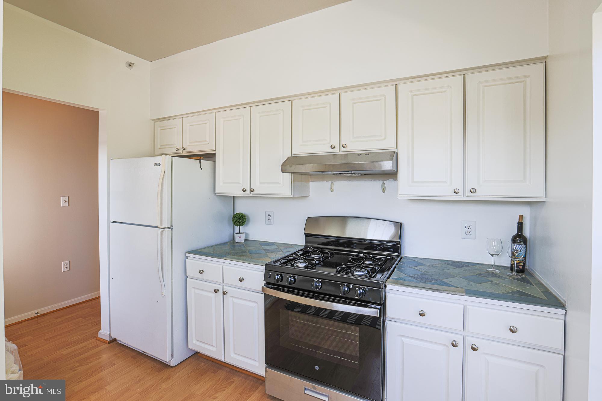 BROOKSTONE - Residential Lease