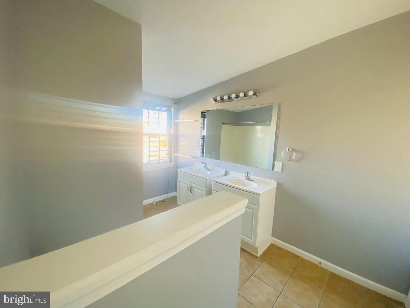 PENN NORTH - Residential Lease