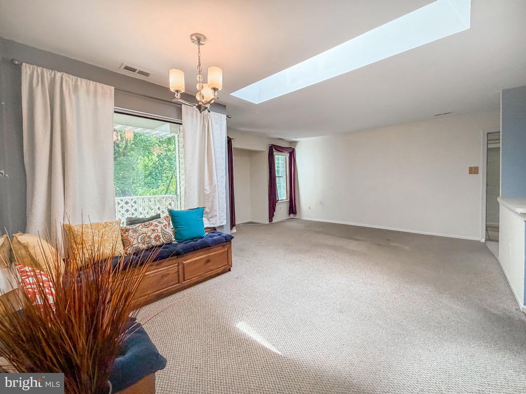 804 DIAMOND DRIVE