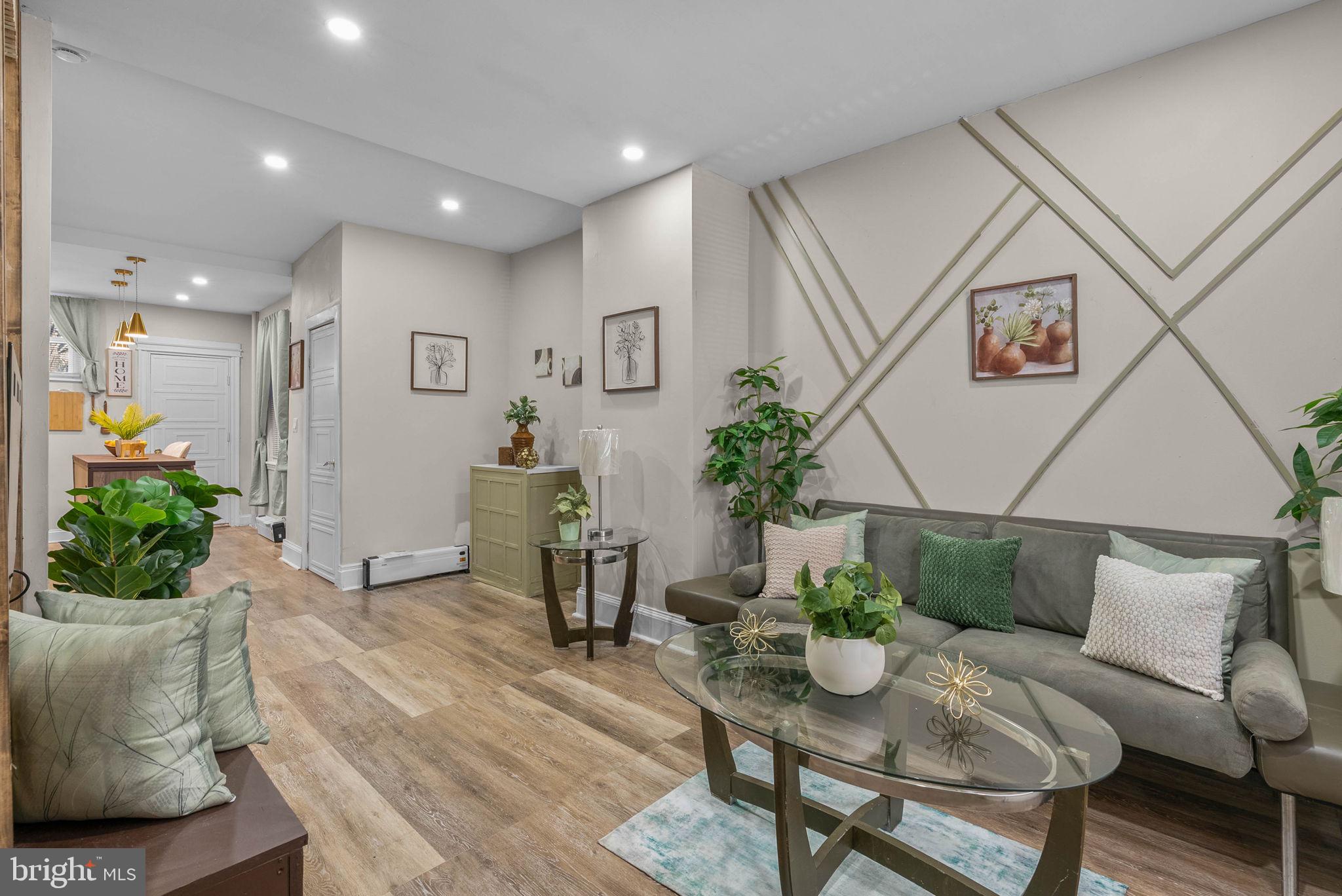 3005 N STILLMAN STREET