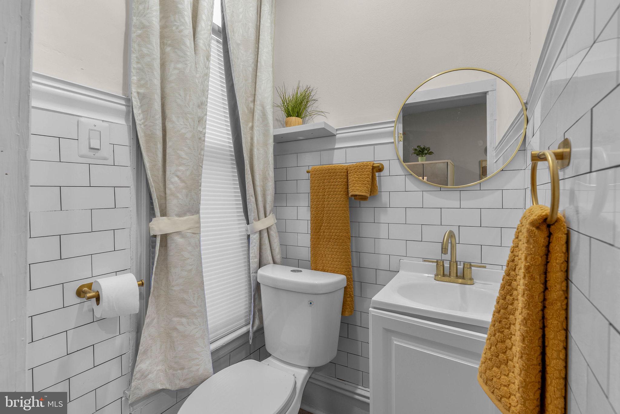 STRAWBERRY MANSION - Residential