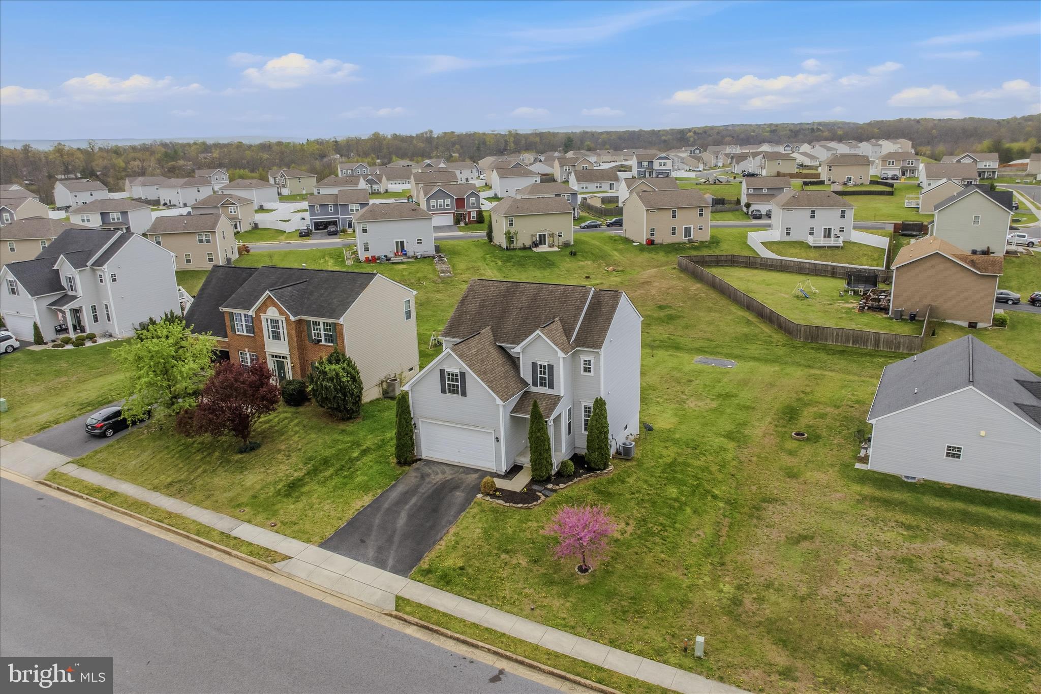 MORNING DOVE ESTATES - Residential