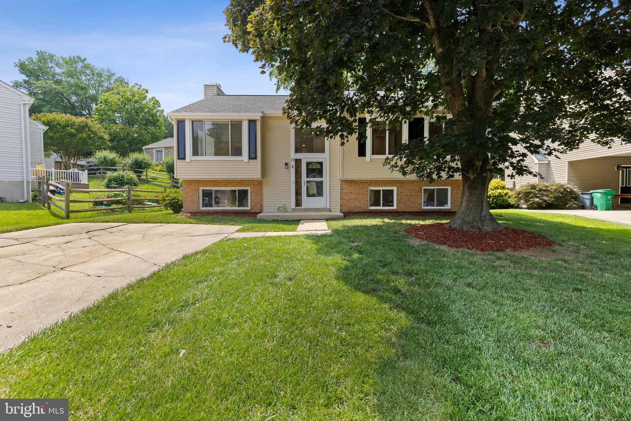 10 MELMARK COURT