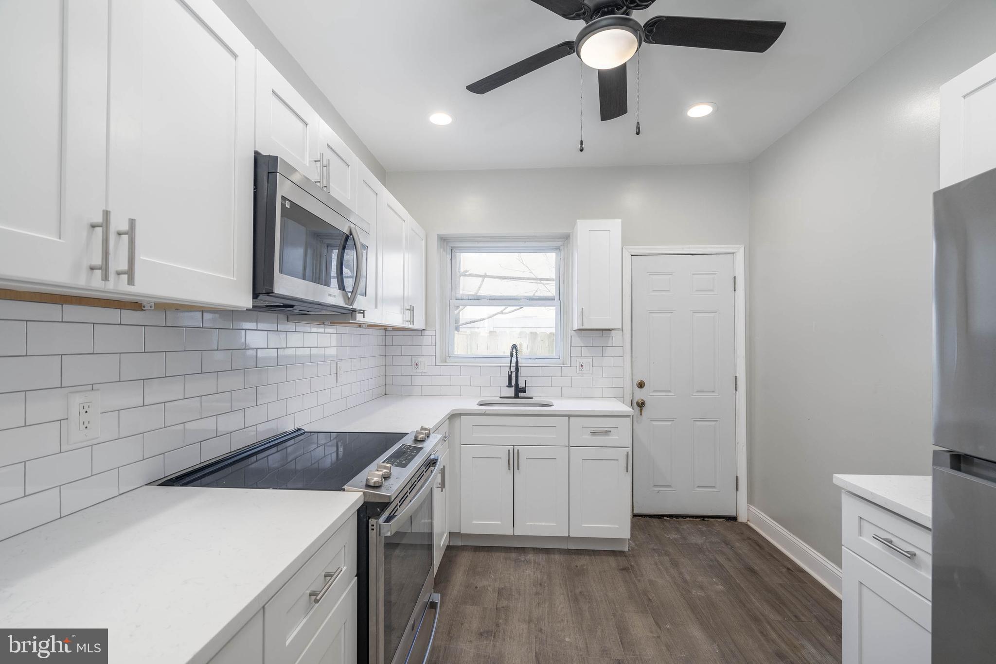 POINT BREEZE - Residential