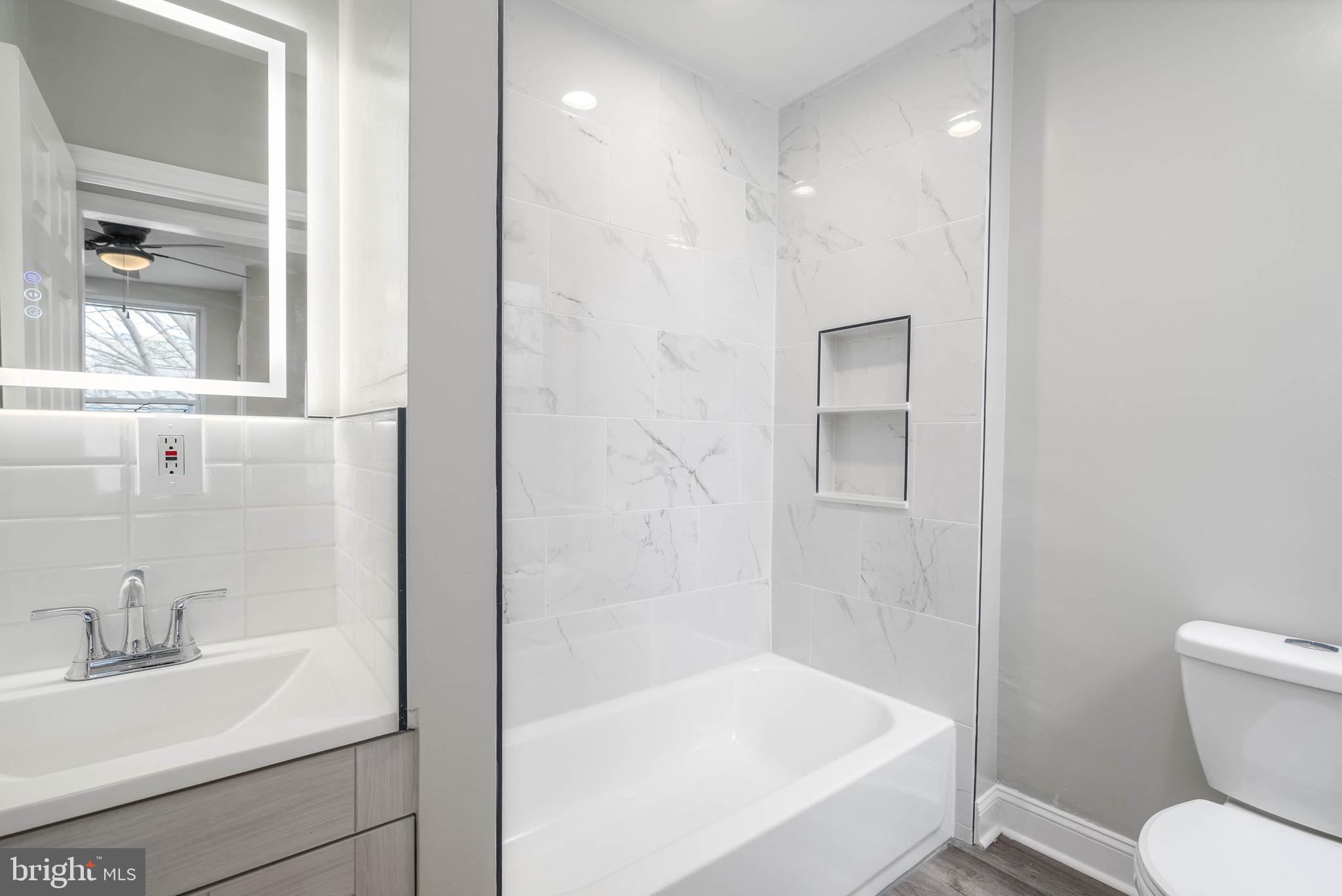 POINT BREEZE - Residential