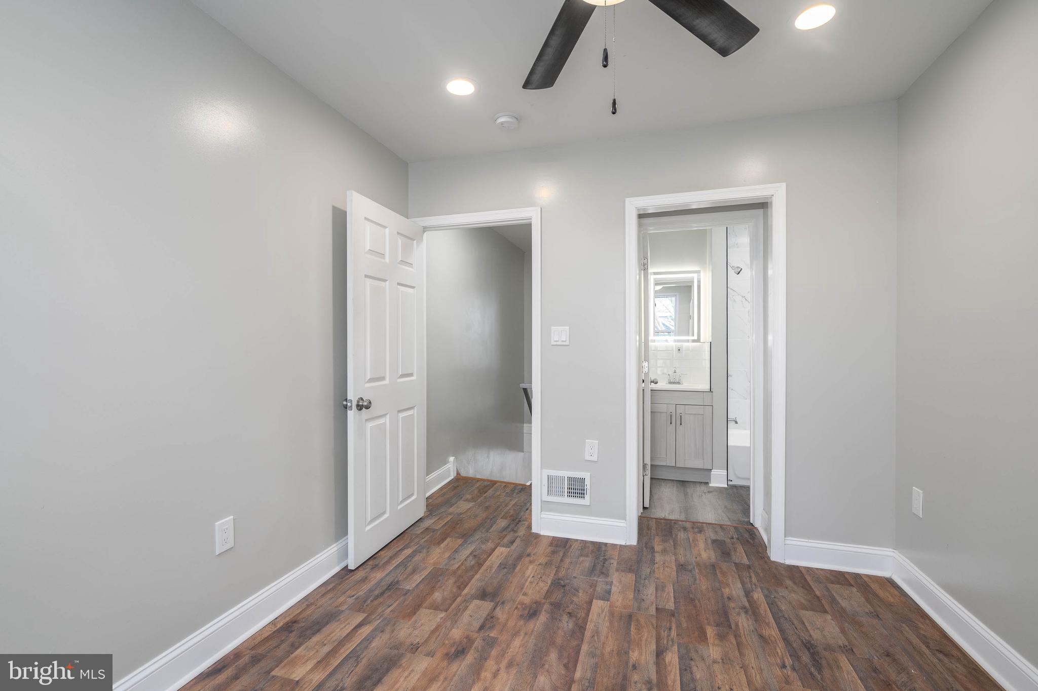 POINT BREEZE - Residential