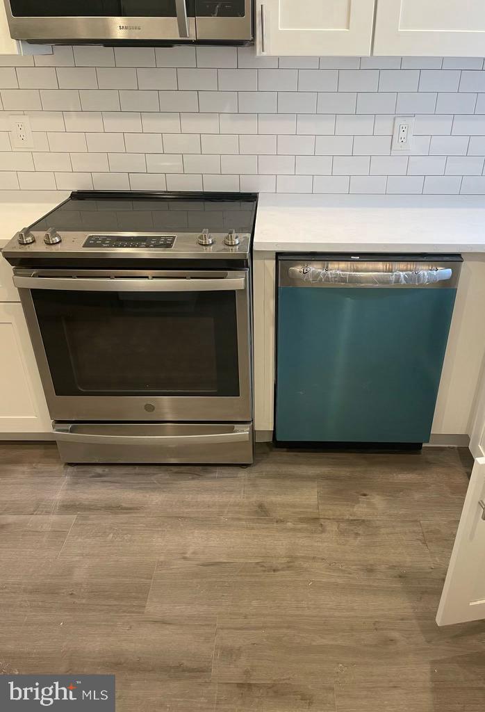 POINT BREEZE - Residential