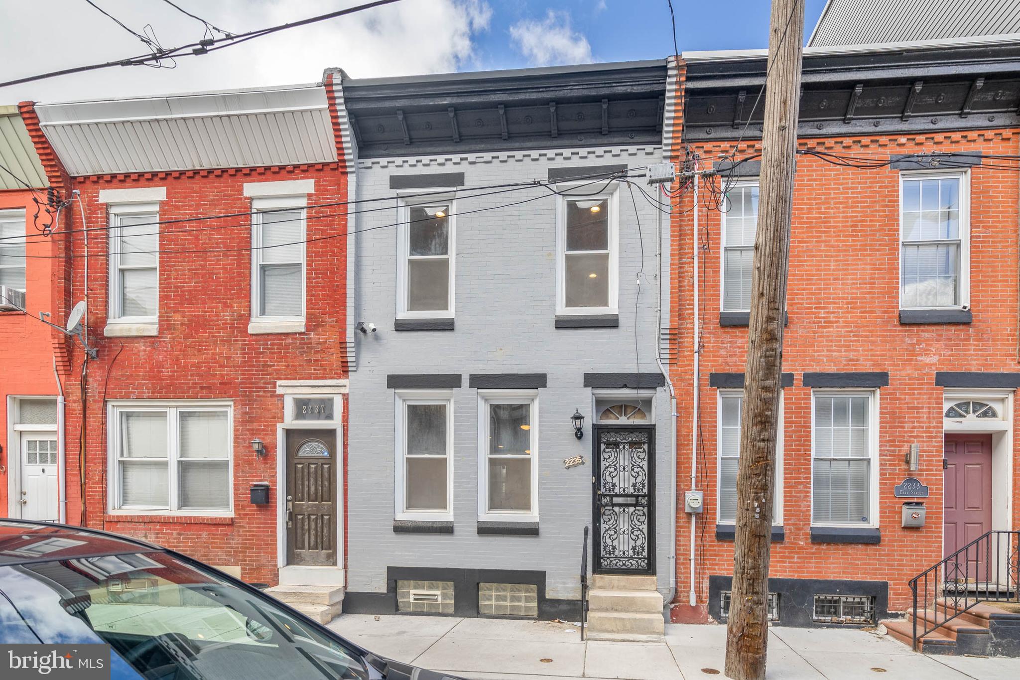POINT BREEZE - Residential