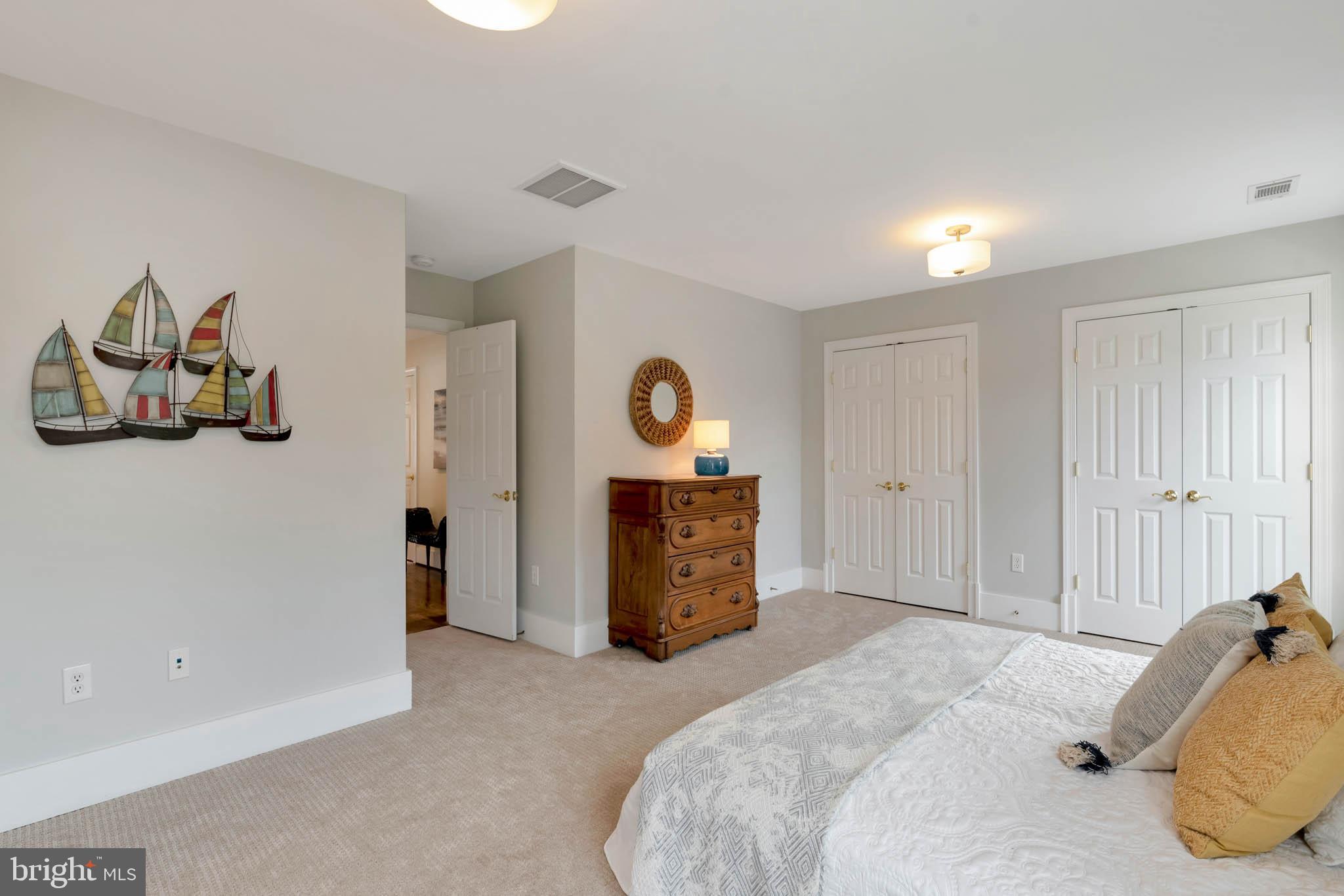 EASTPORT - Residential