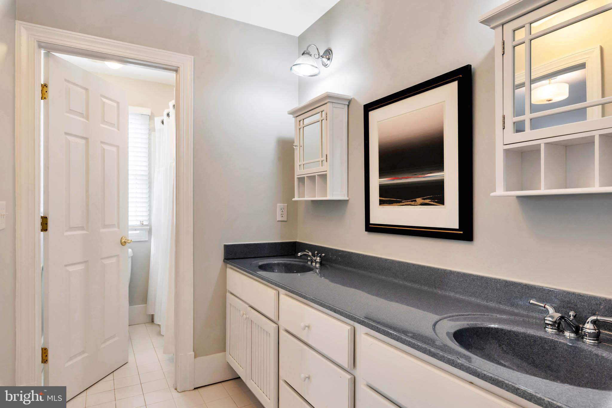 EASTPORT - Residential