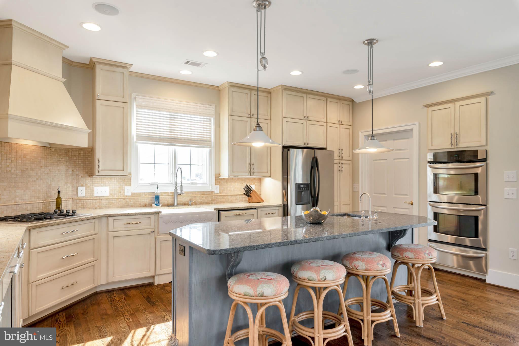 EASTPORT - Residential