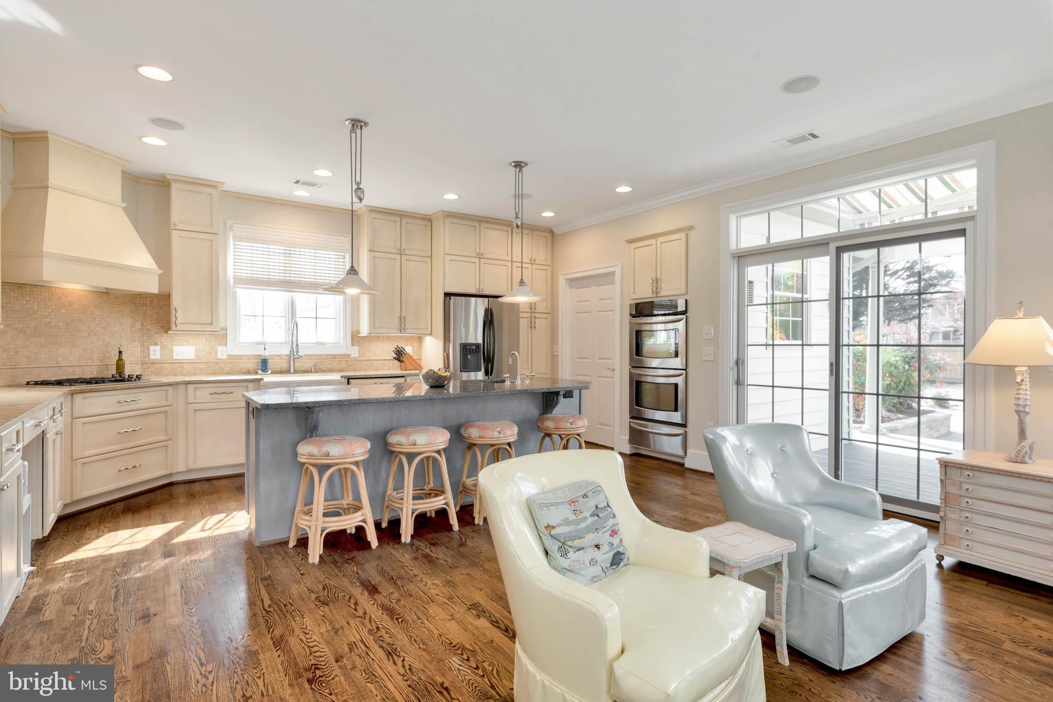 EASTPORT - Residential