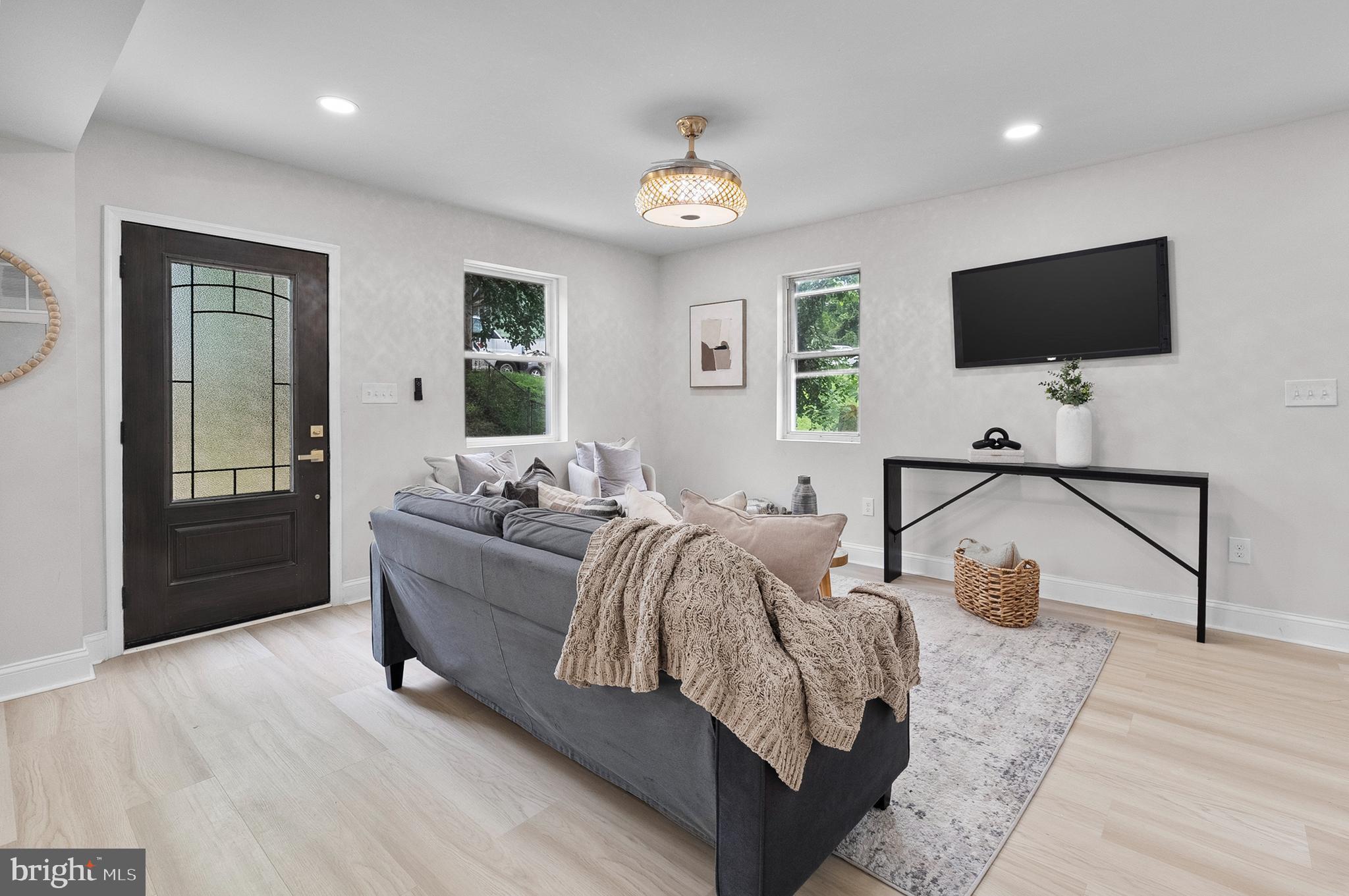 GARDENVILLE - Residential