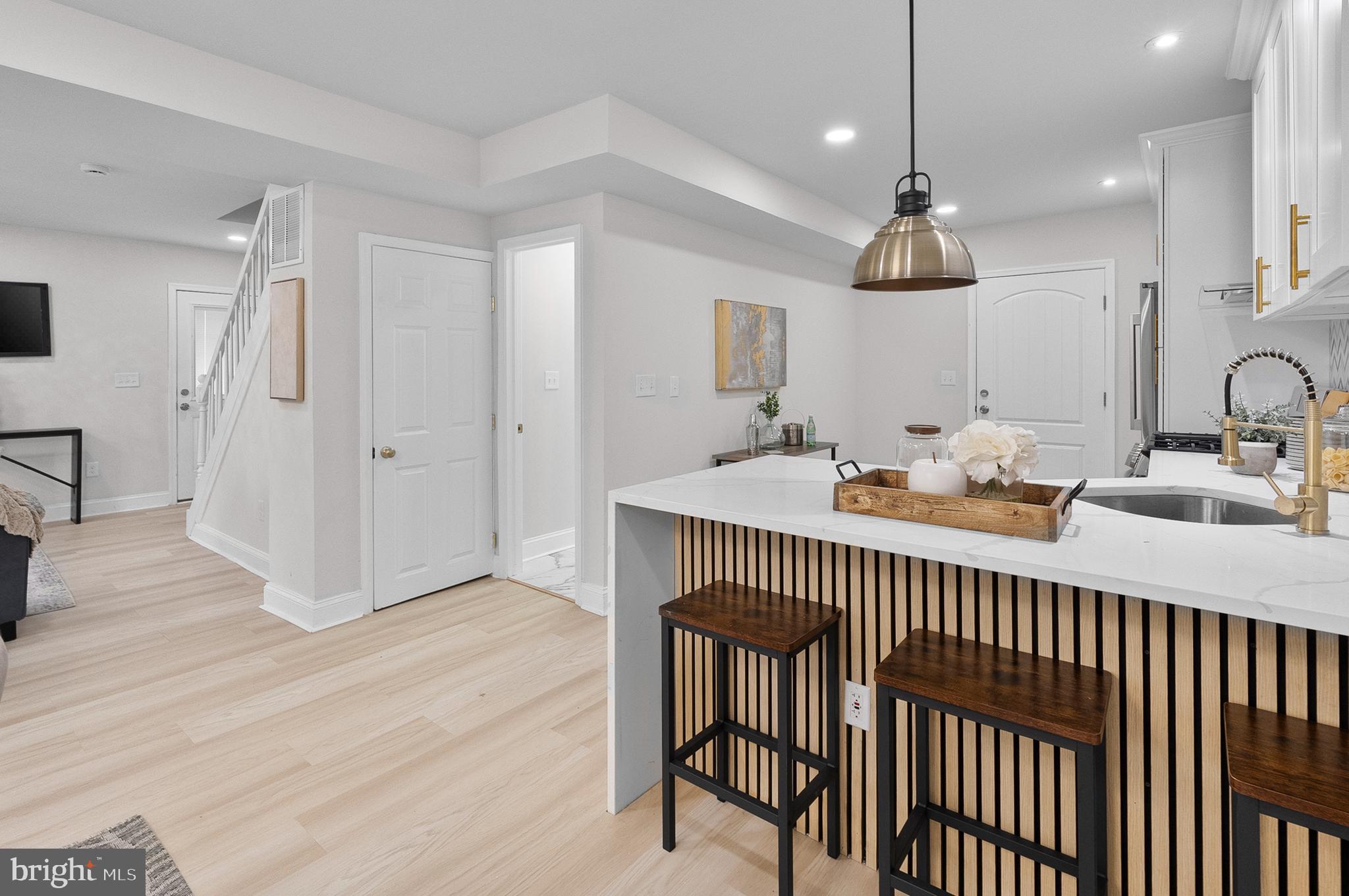 GARDENVILLE - Residential